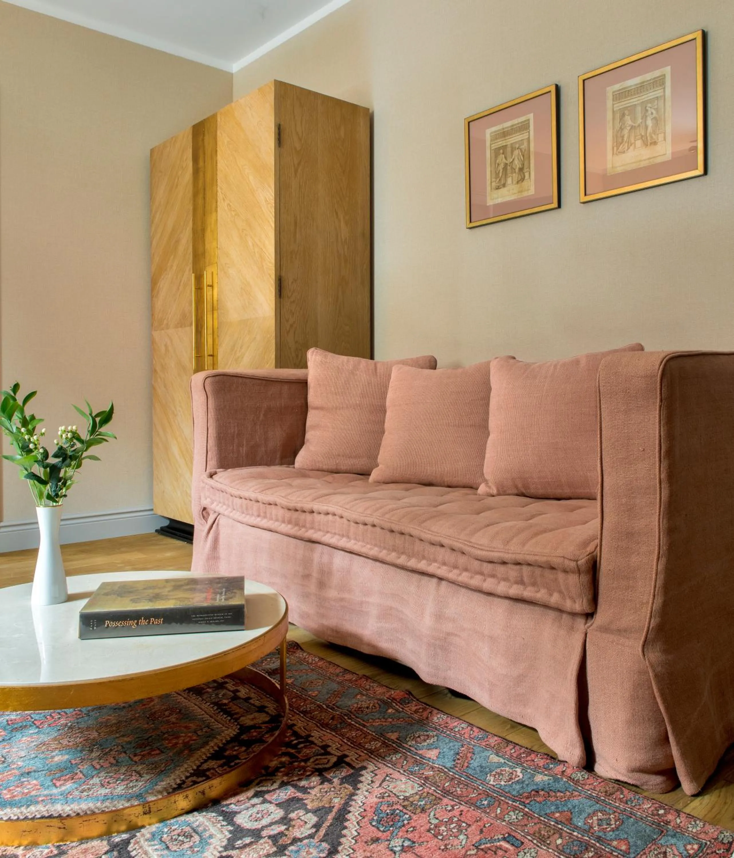 Seating area in Zamek Sarny - Schloss Scharfeneck