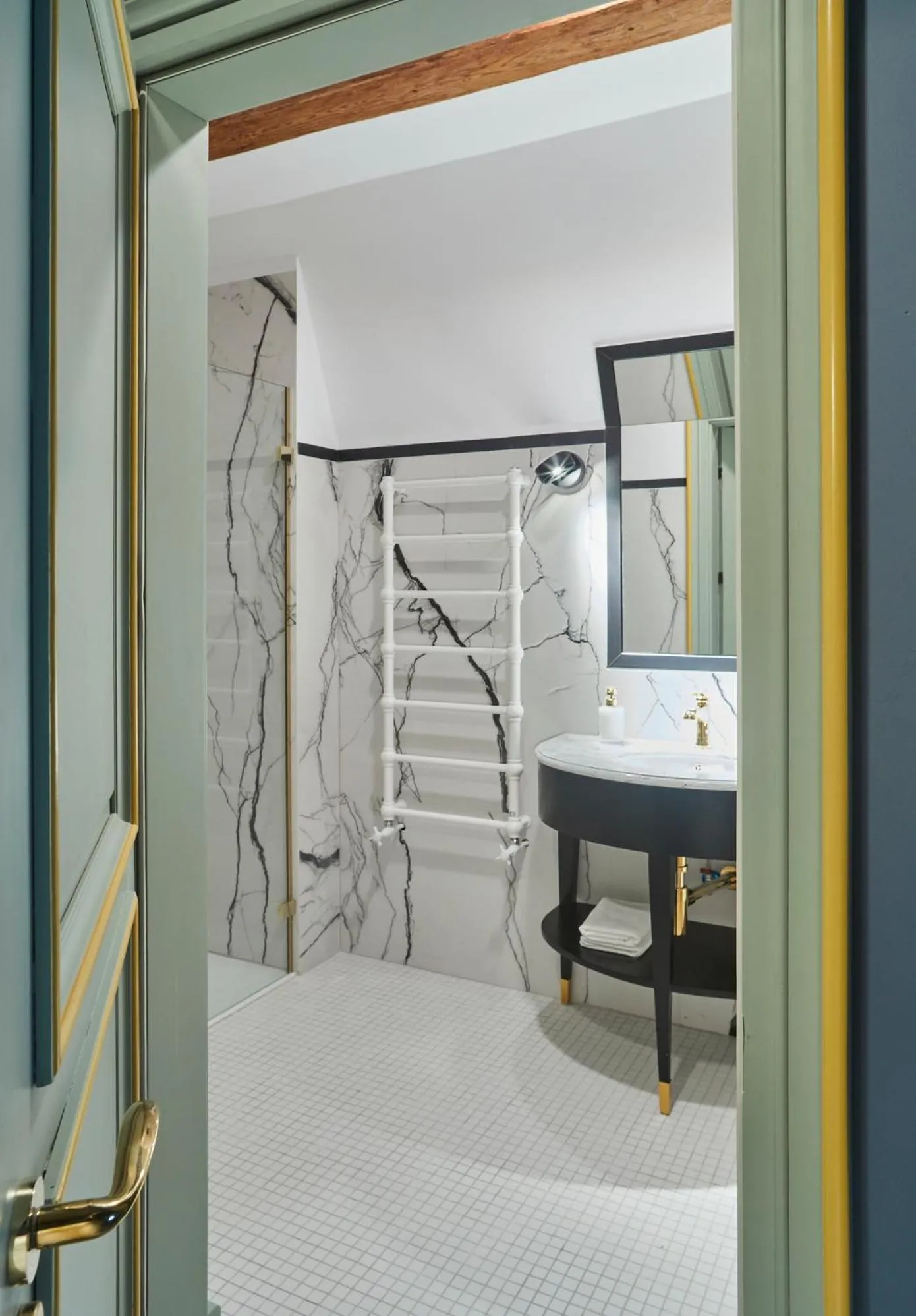 Bathroom in Zamek Sarny - Schloss Scharfeneck