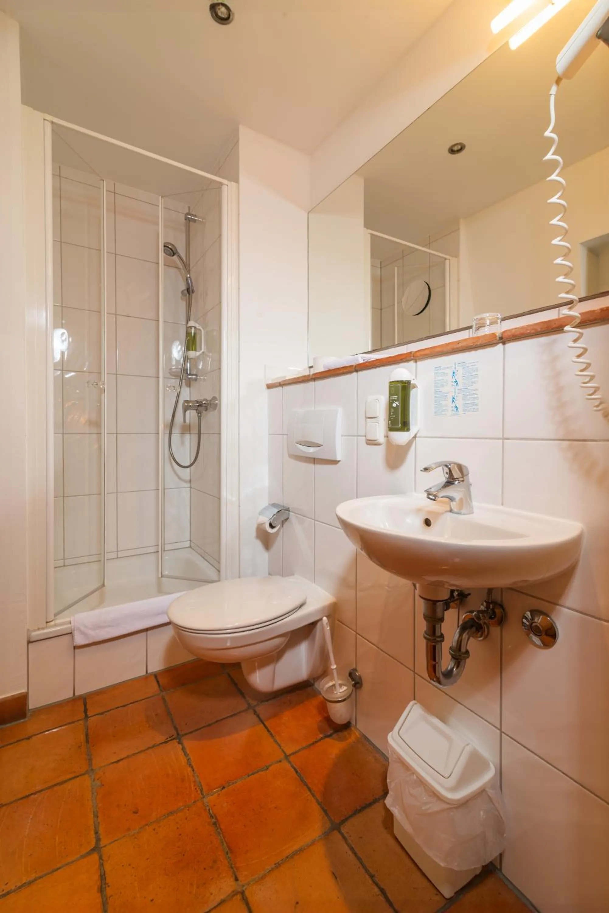 Bathroom in Hotel Erbenhof