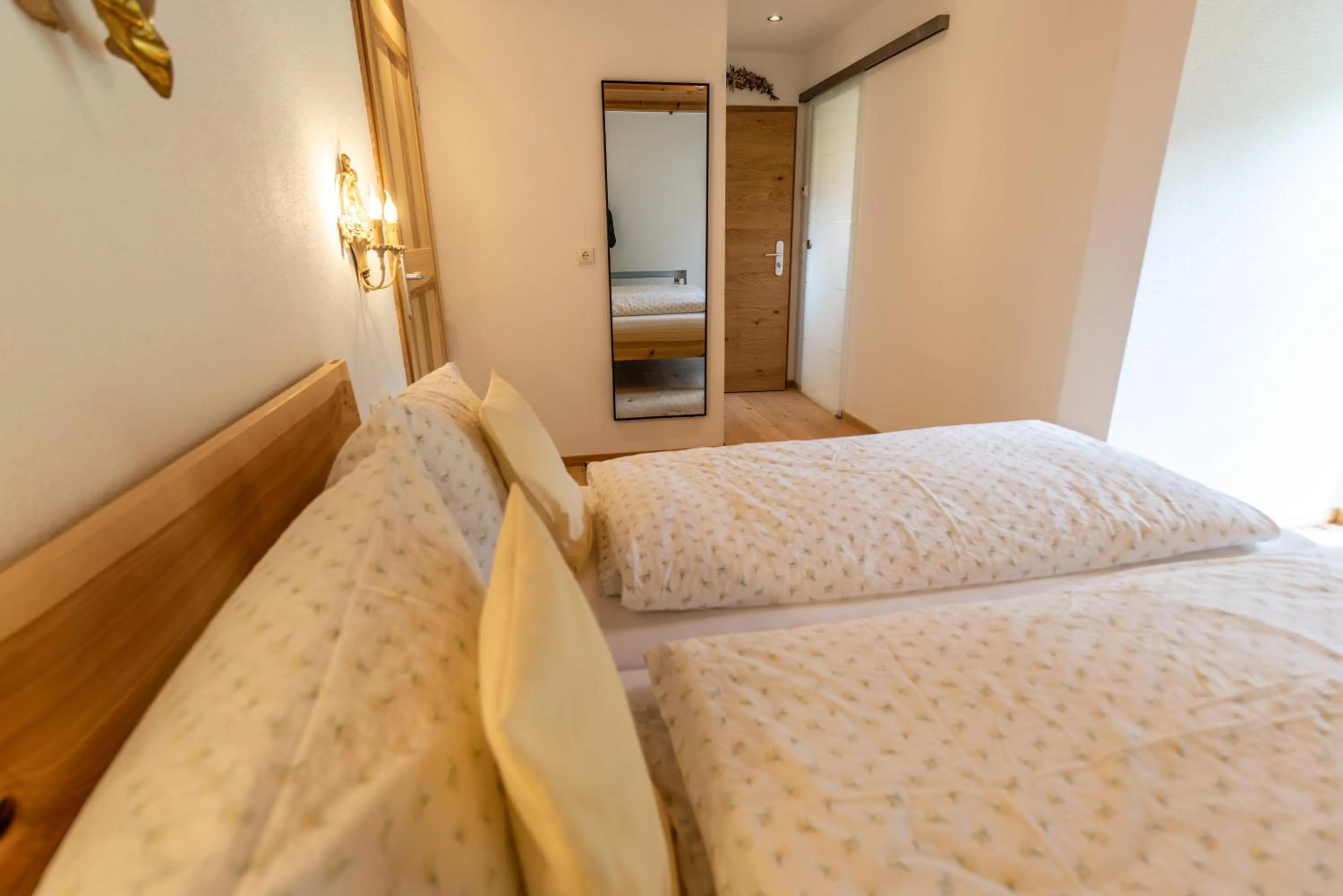 Bed in Gästehaus Neu am Passionstheater