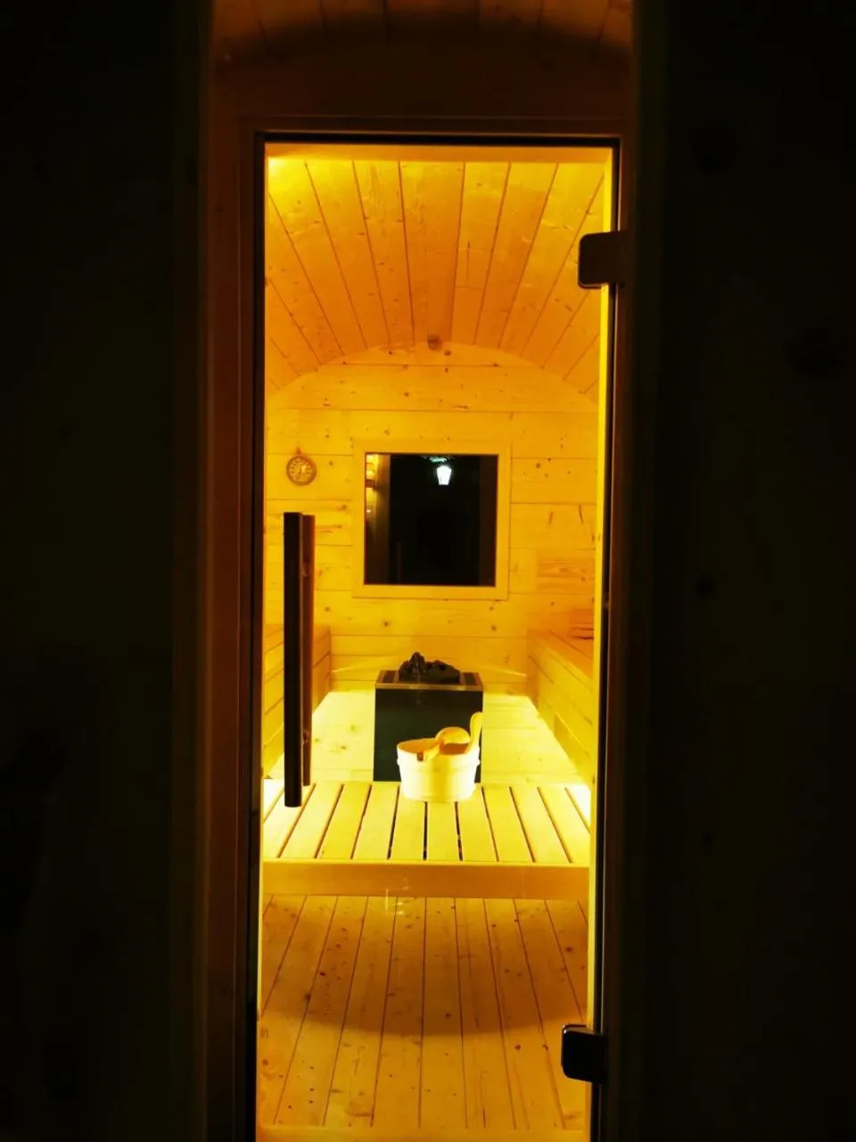 Sauna, Bed in Gästehaus Neu am Passionstheater