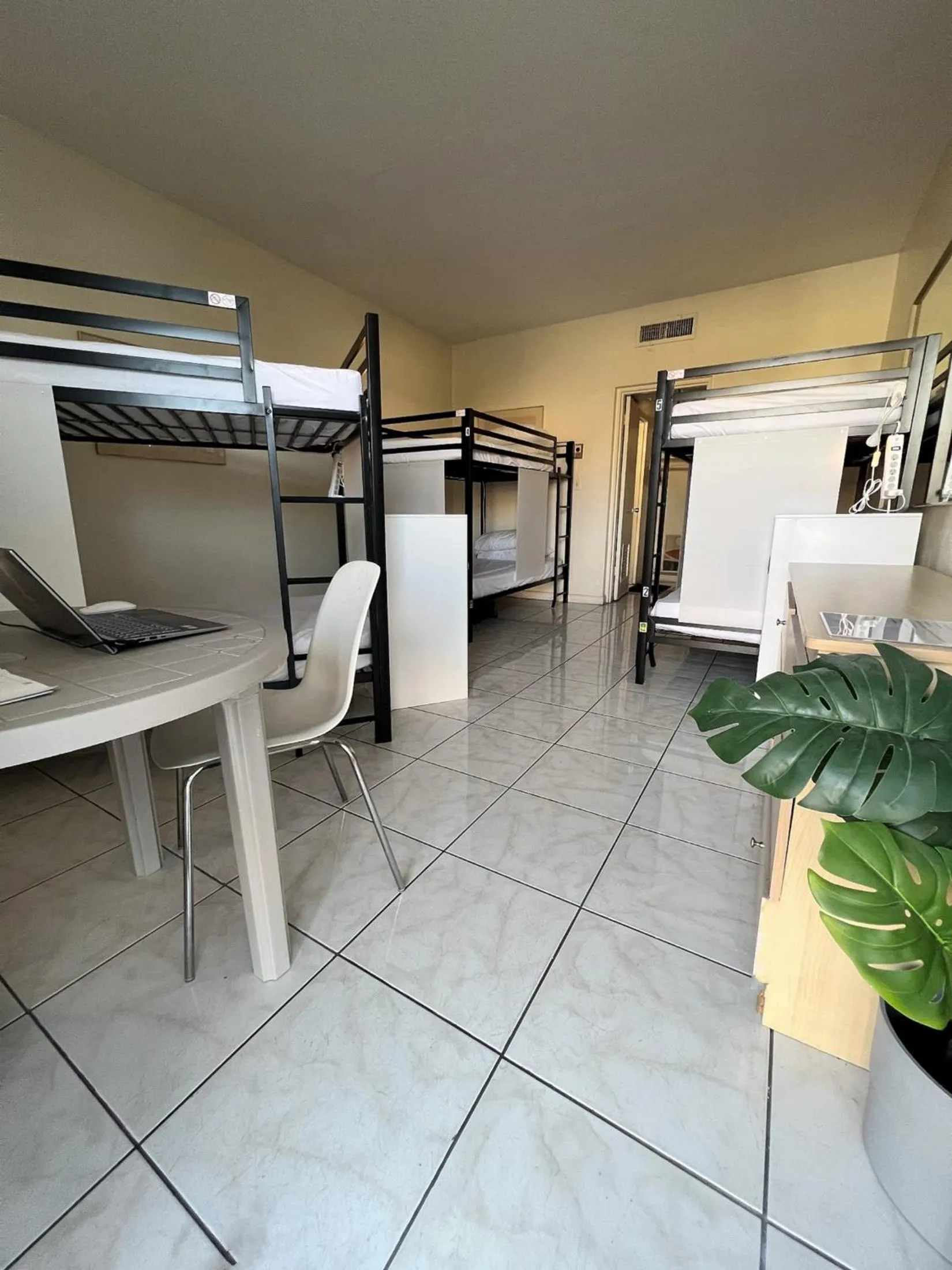 Bposhtels Hollywood Florida