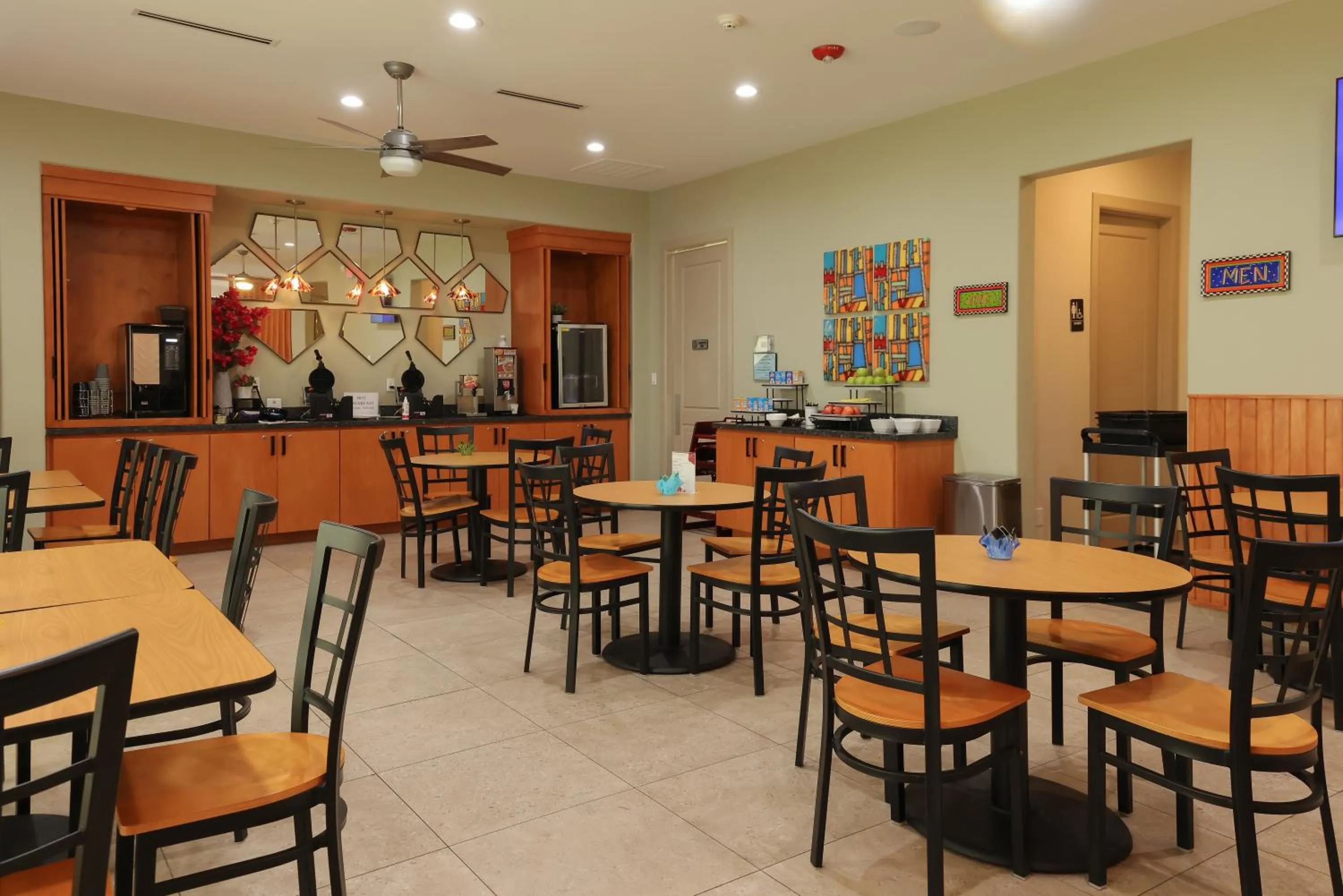 Restaurant/places to eat in The Bungalows on Shary