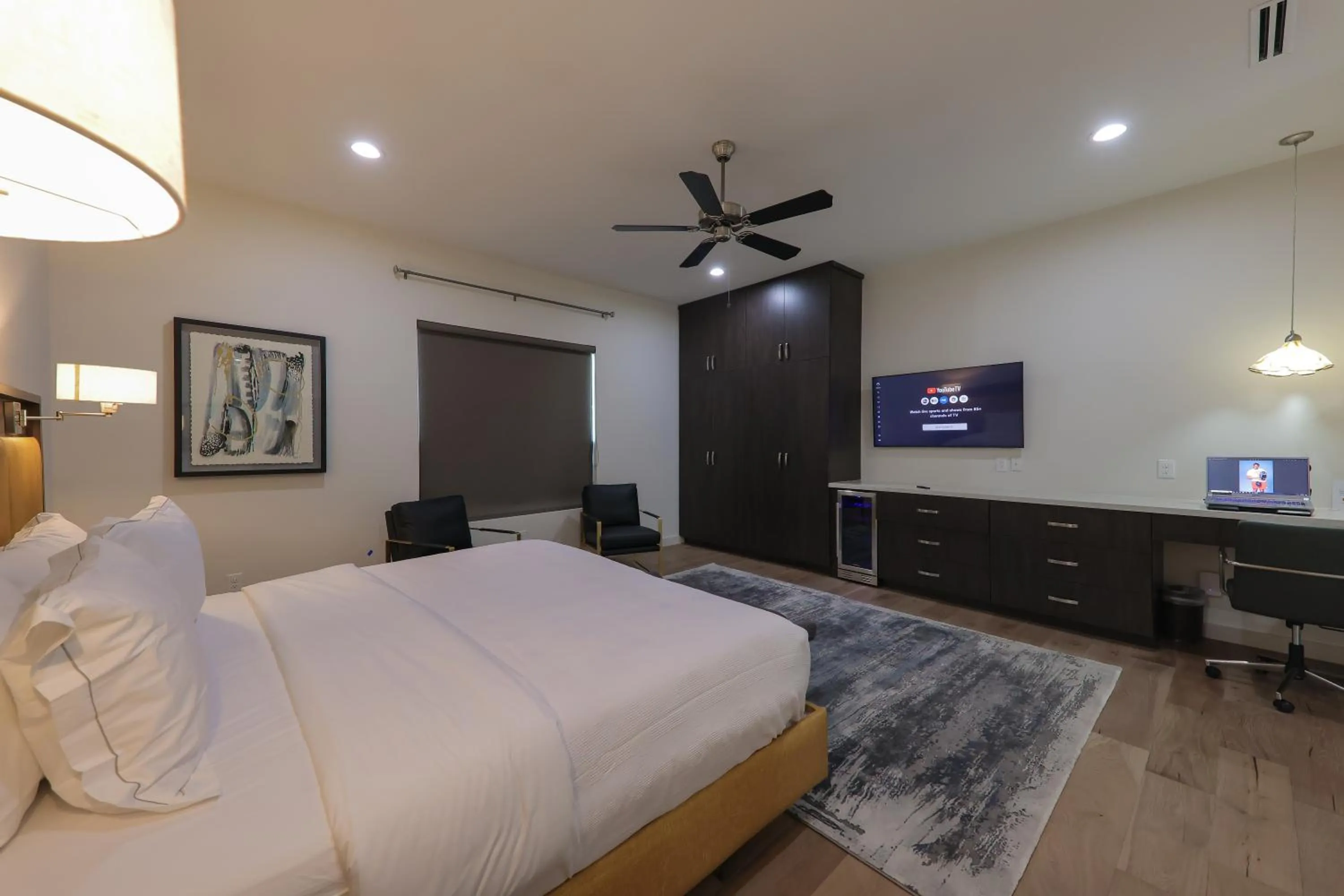 Bedroom, Bed in The Bungalows on Shary