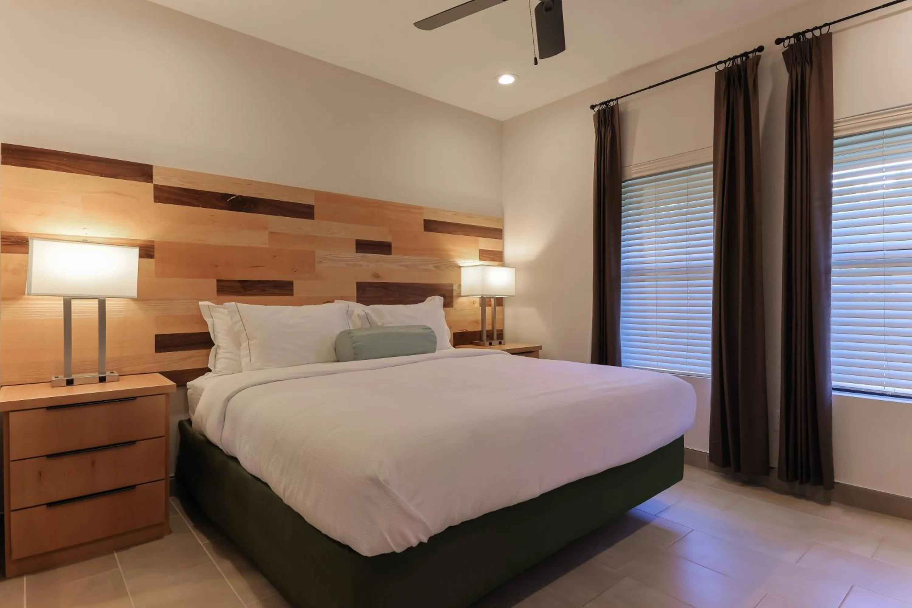 Bedroom, Bed in The Bungalows on Shary