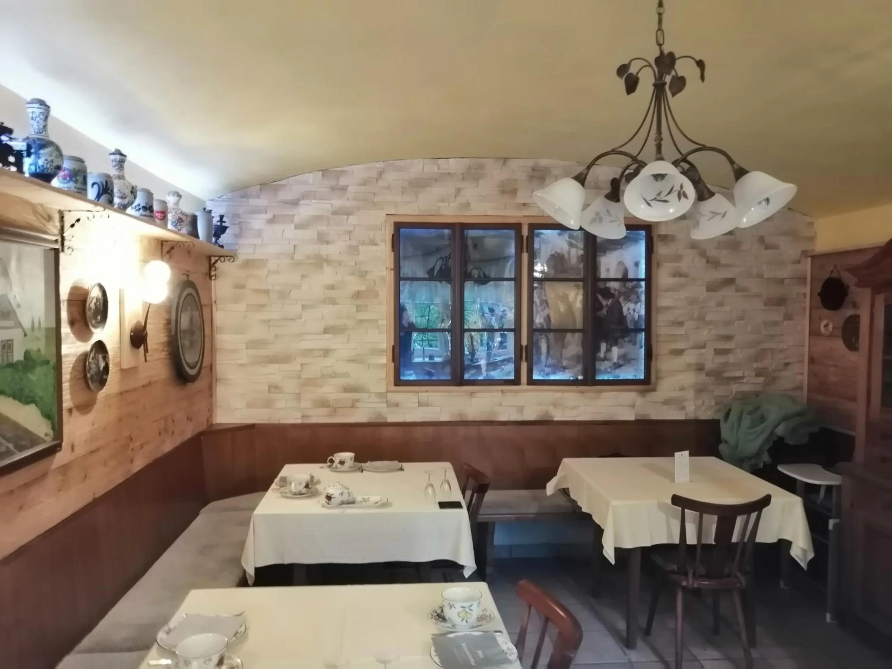 Restaurant/places to eat in Landhaus Gritschacher