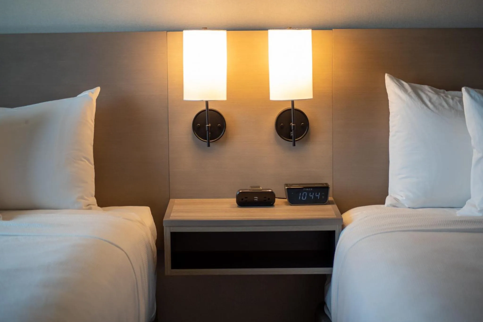 Bed in Hyatt Place Altoona/Des Moines