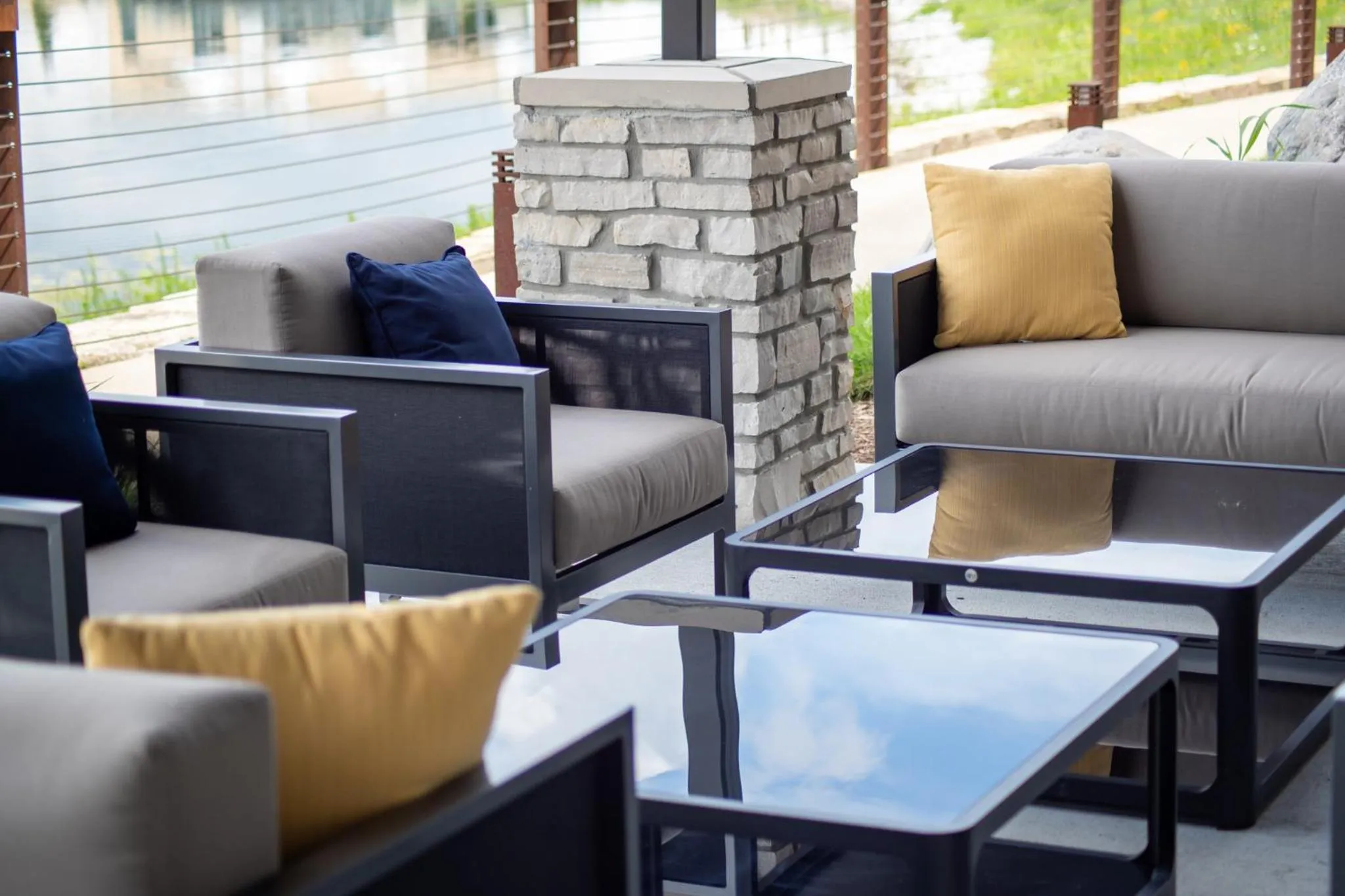 Patio in Hyatt Place Altoona/Des Moines