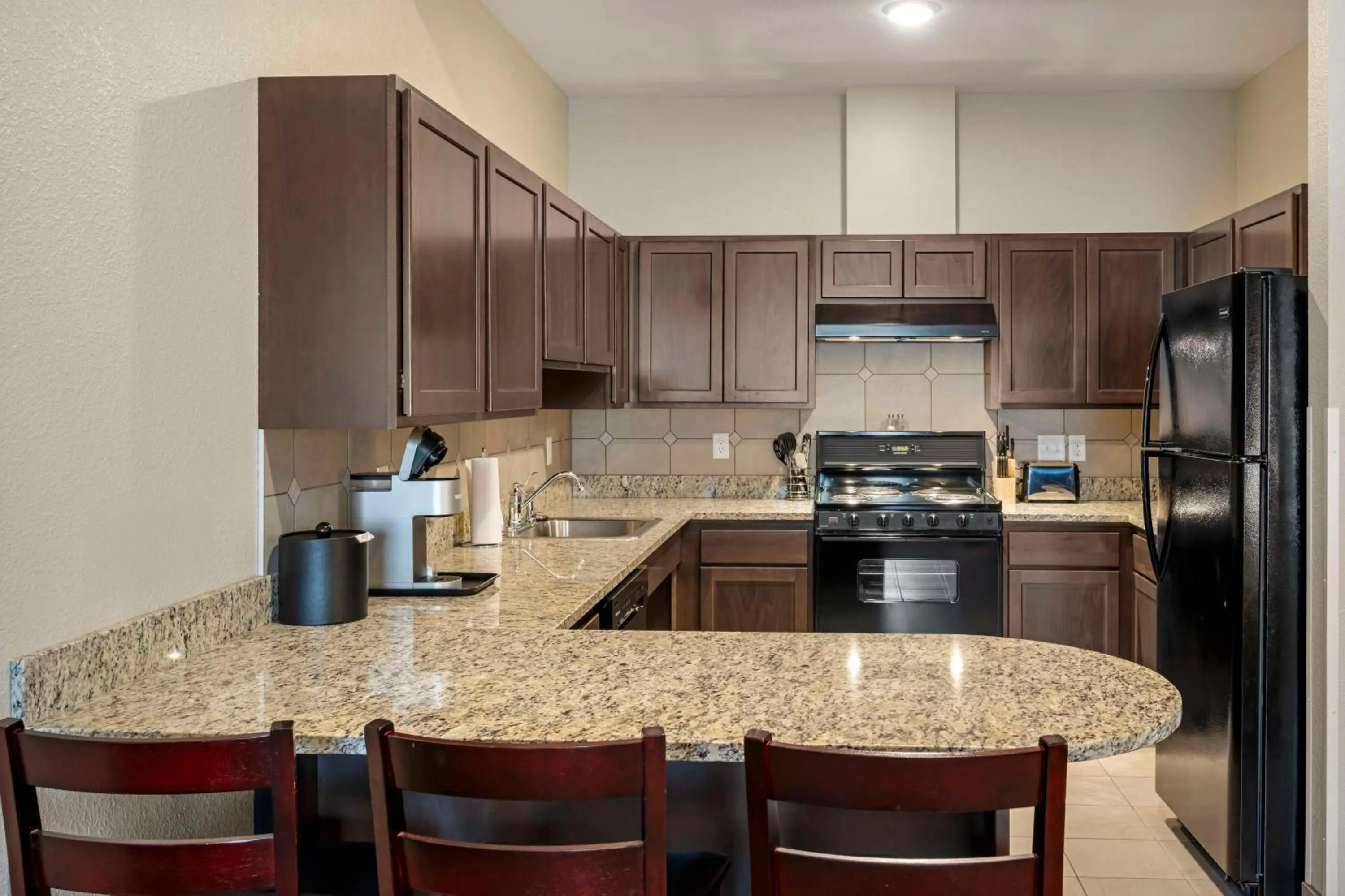 Kitchen or kitchenette in Best Western Plus The Inn at Hells Canyon