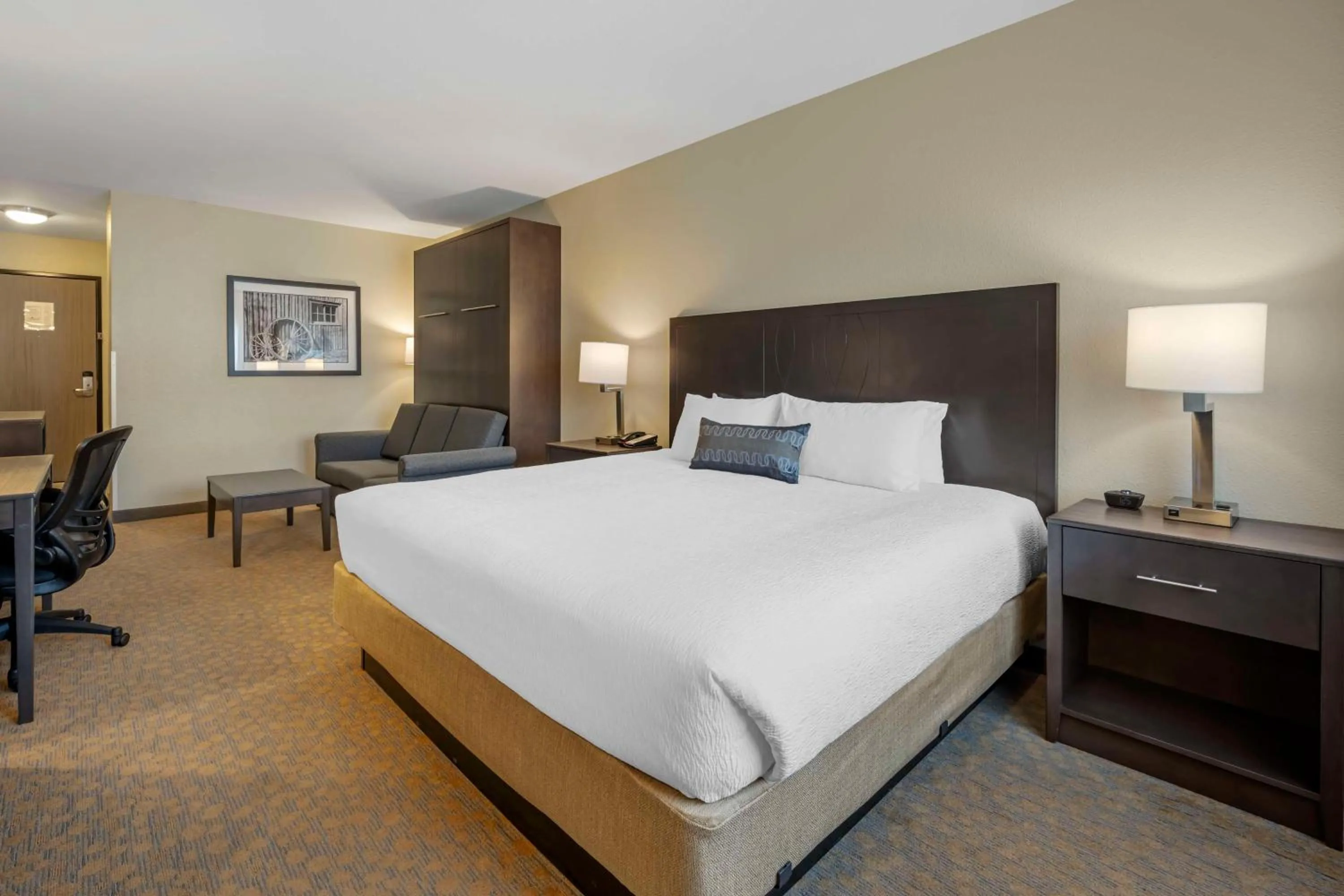 Bedroom, Bed in Best Western Plus The Inn at Hells Canyon