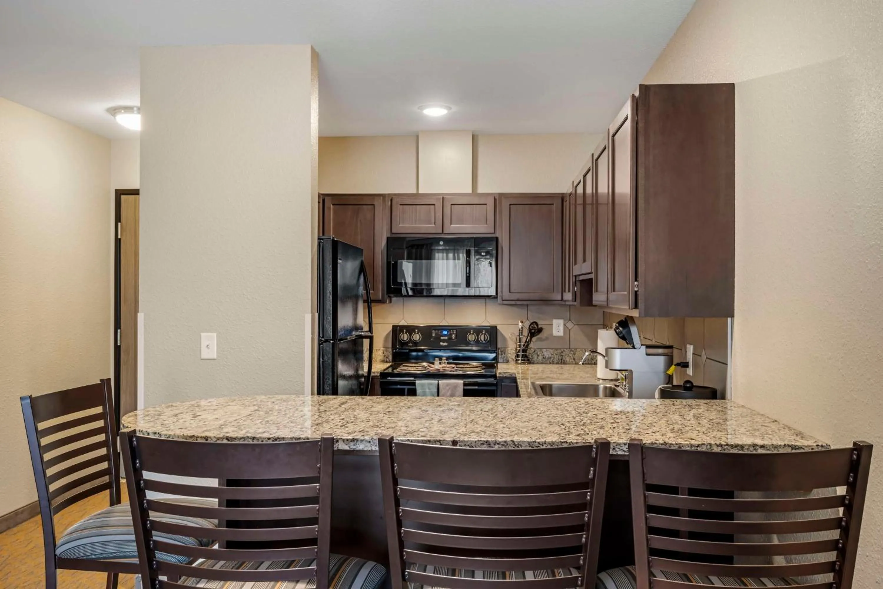 Kitchen or kitchenette in Best Western Plus The Inn at Hells Canyon