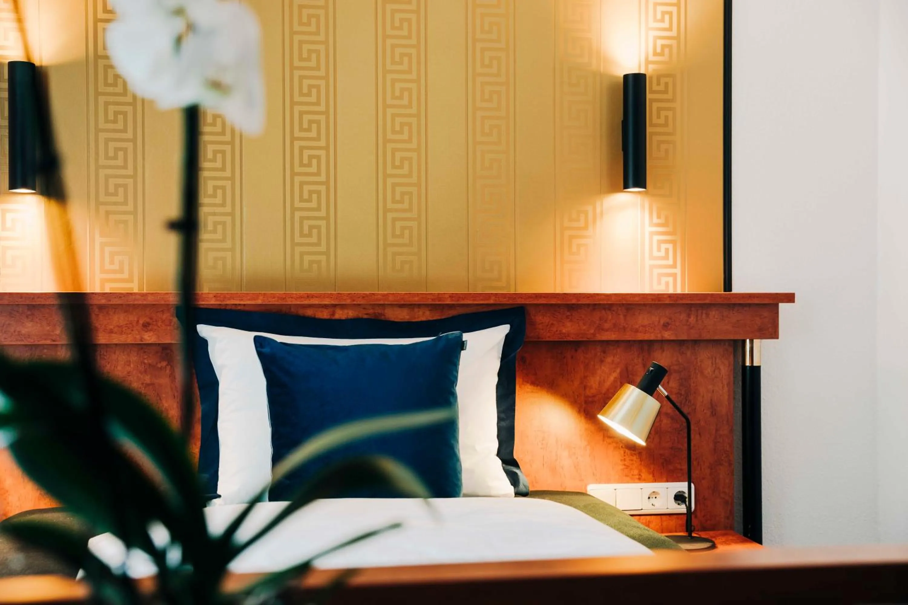 Photo of the whole room, Bed in DAS v EVERT Hotel - am Congress Centrum Würzburg