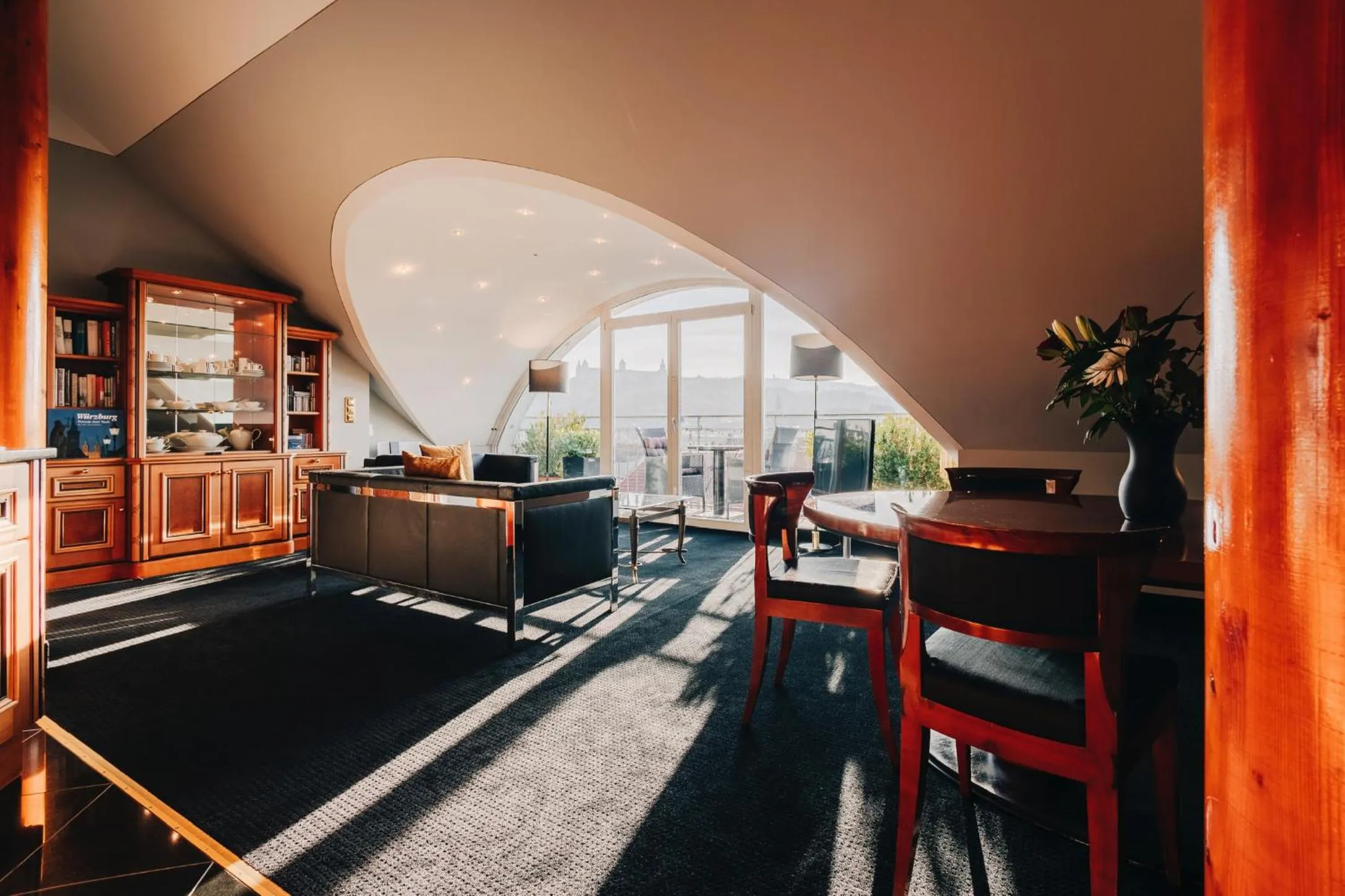 Living room in DAS v EVERT Hotel - am Congress Centrum Würzburg