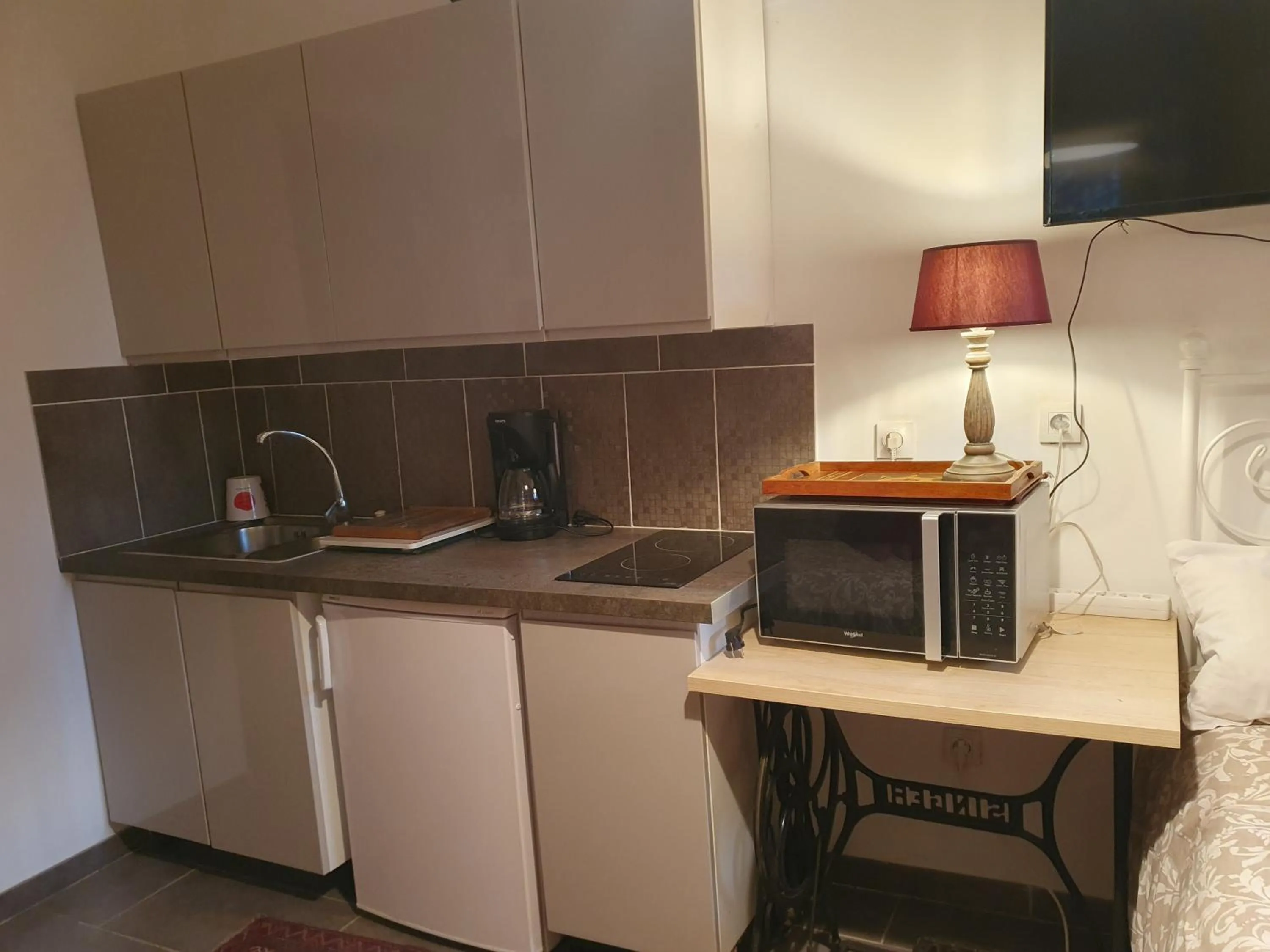 minibar in La Romantique