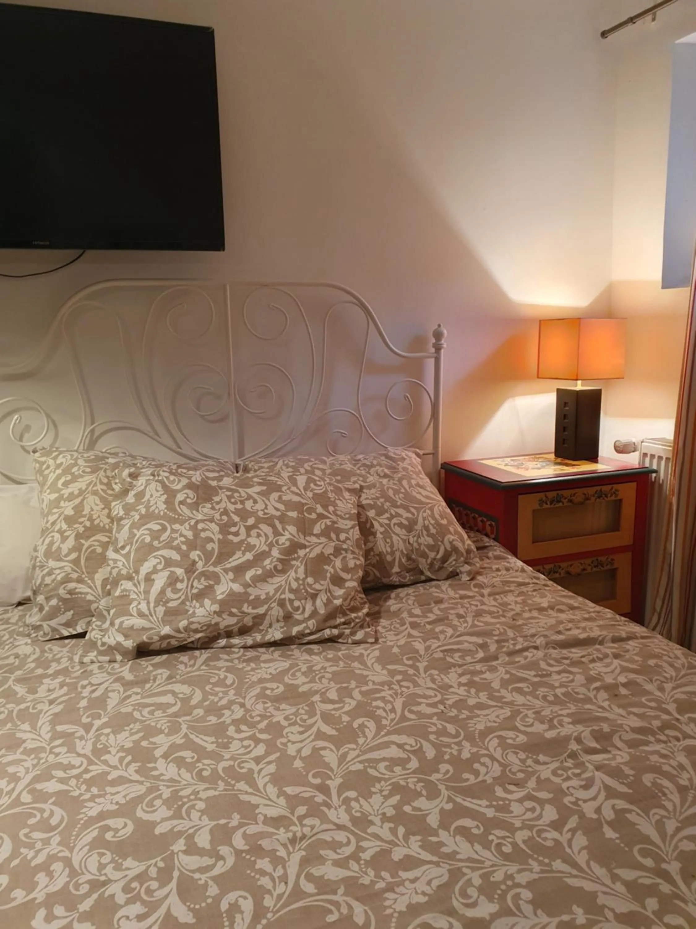 Bed in La Romantique