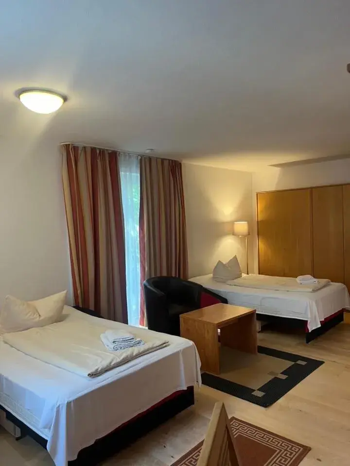 One-Bedroom Apartment (6 Adults) in Hotelpension zum Gockl One-Bedroom Apartment (6 Adults) in Hotelpension zum Gockl