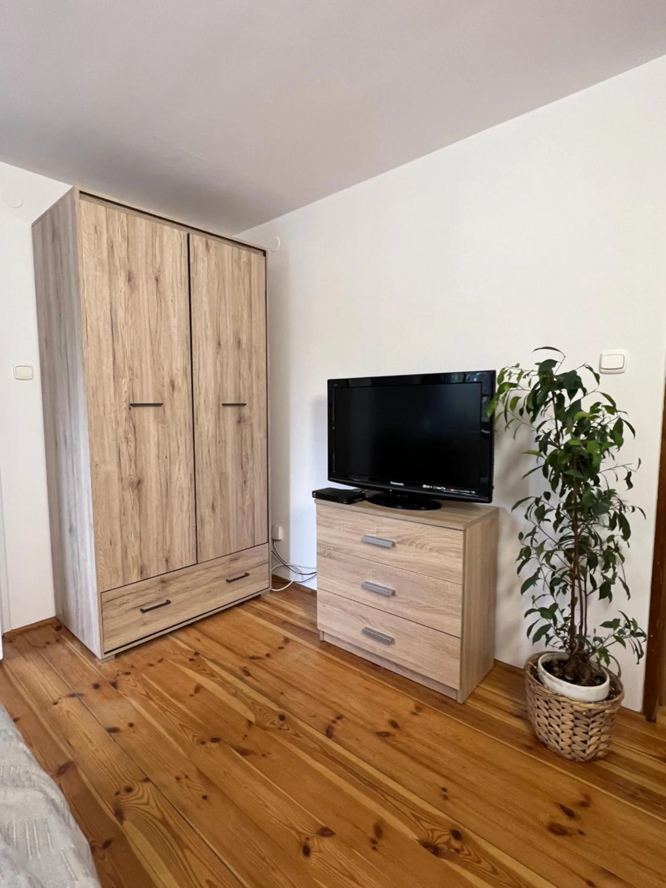 Karczma Regionalna Młyn -pokoje gościne