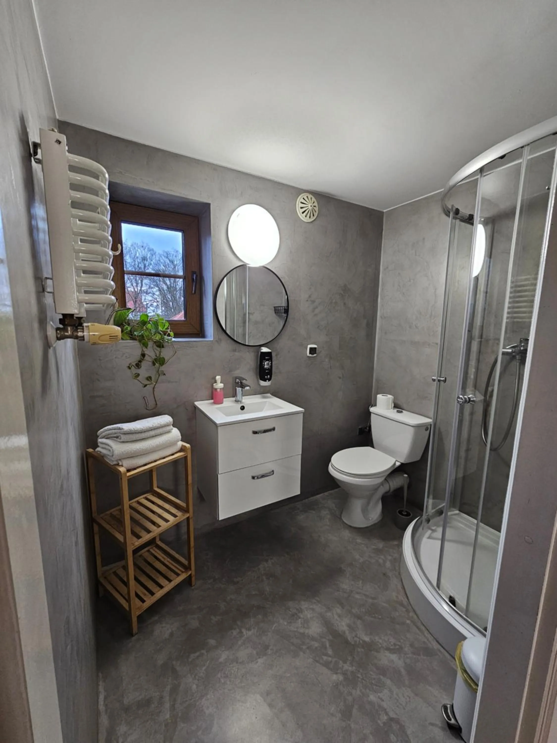 Karczma Regionalna Młyn -pokoje gościne