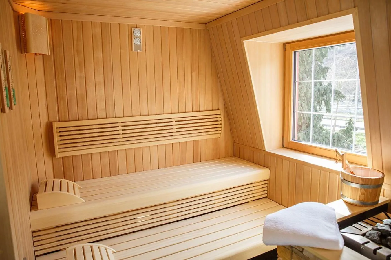 Sauna, Bed in Hotel Deutschherrenhof