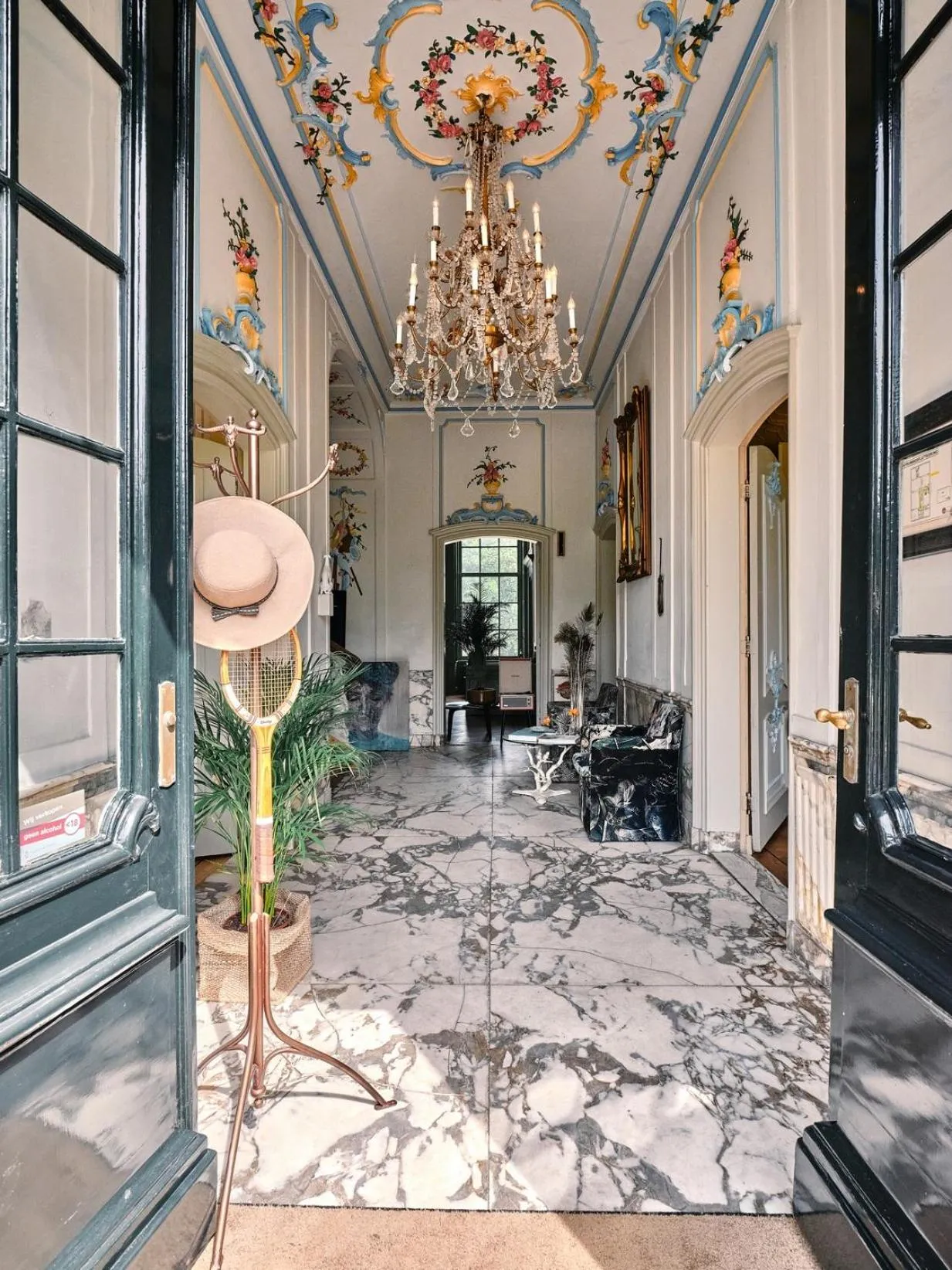 Facade/entrance in Eco Hotel Plantage Rococo