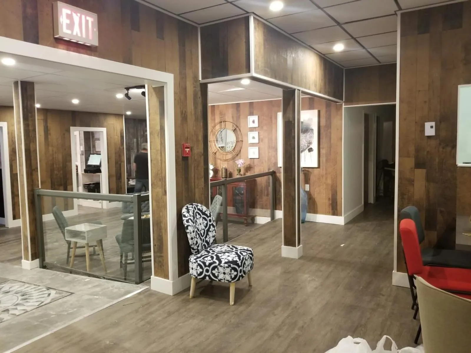 Lobby or reception in 7 Day's Hotel