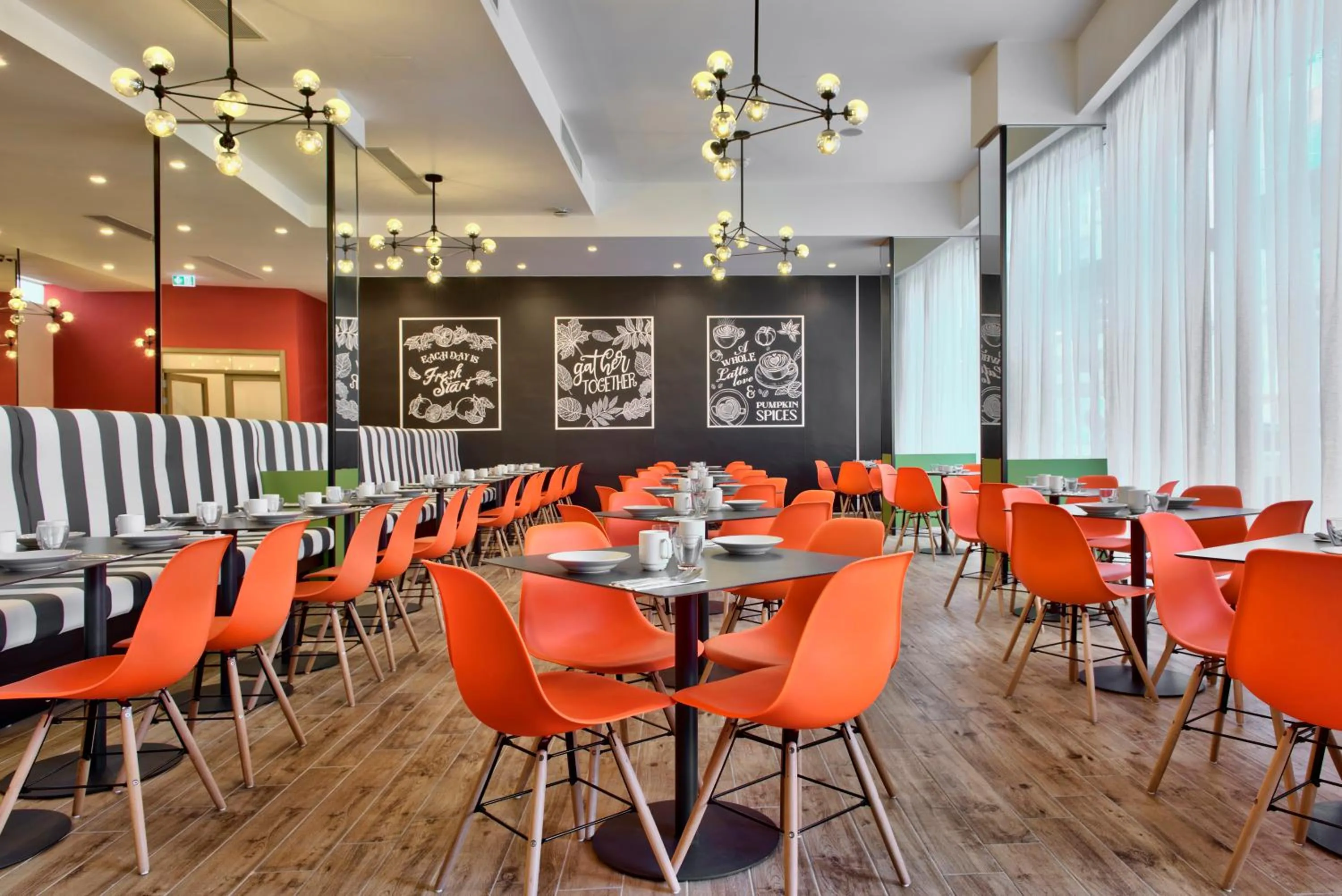 Restaurant/places to eat in Mayflower Hotel Malta