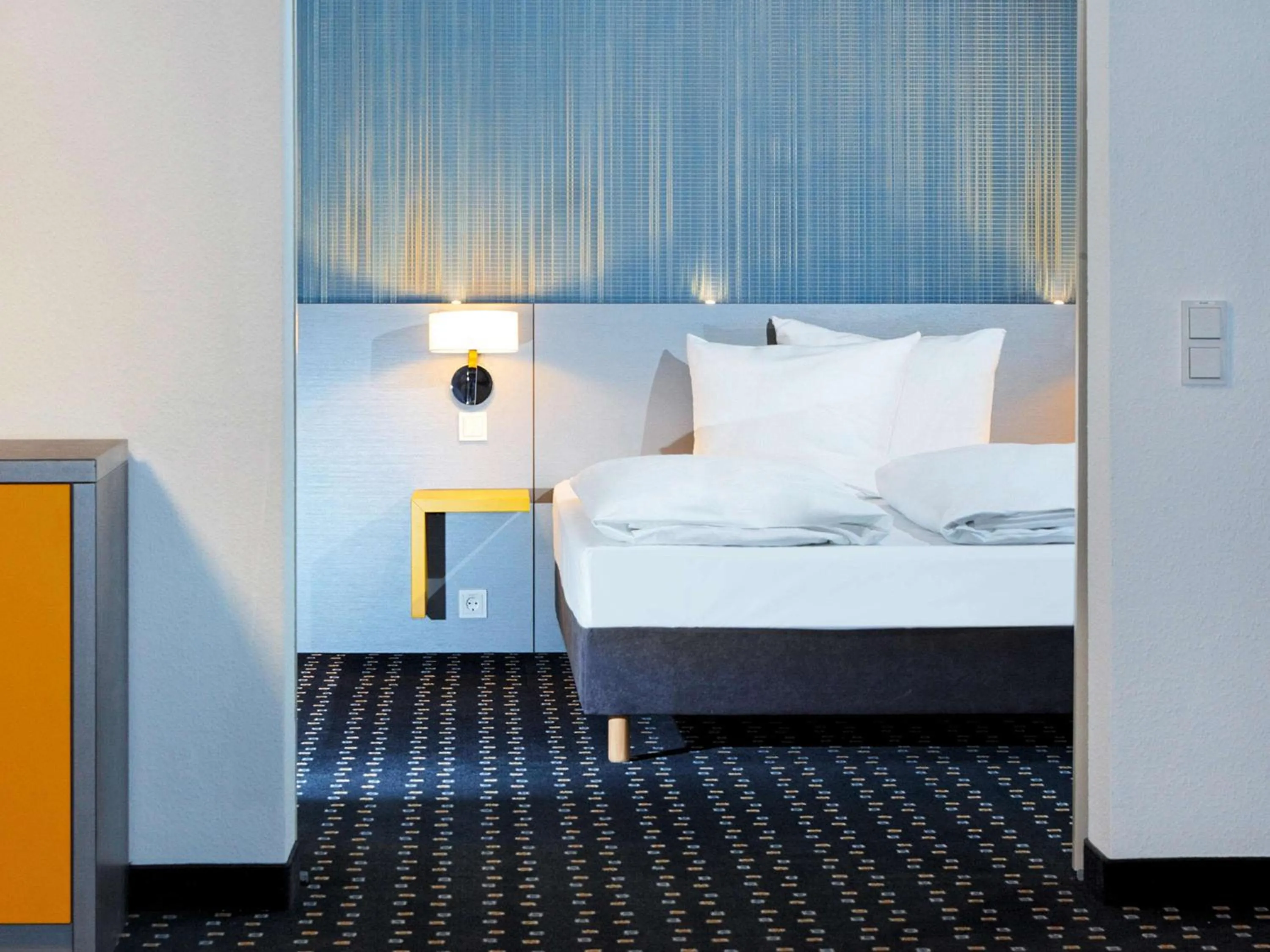 Photo of the whole room in ibis Styles Stuttgart