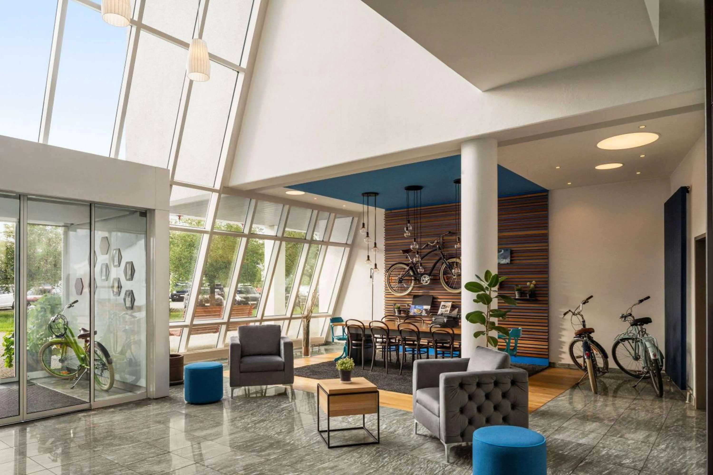 Lobby or reception in Vienna House Easy by Wyndham Landsberg