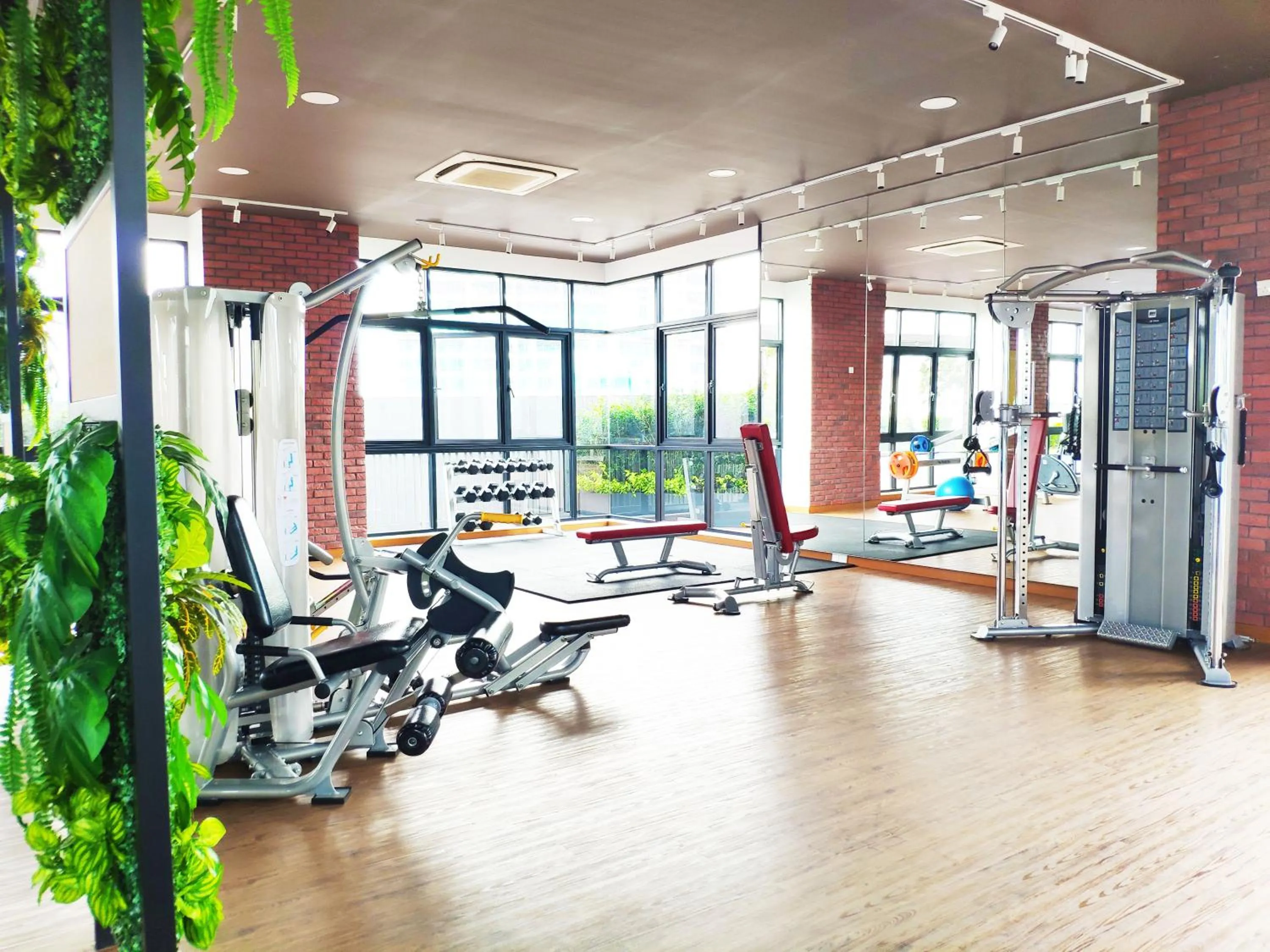Fitness centre/facilities in Le Pavilion by Salaam Suites, 5 pax, near Setiawalk