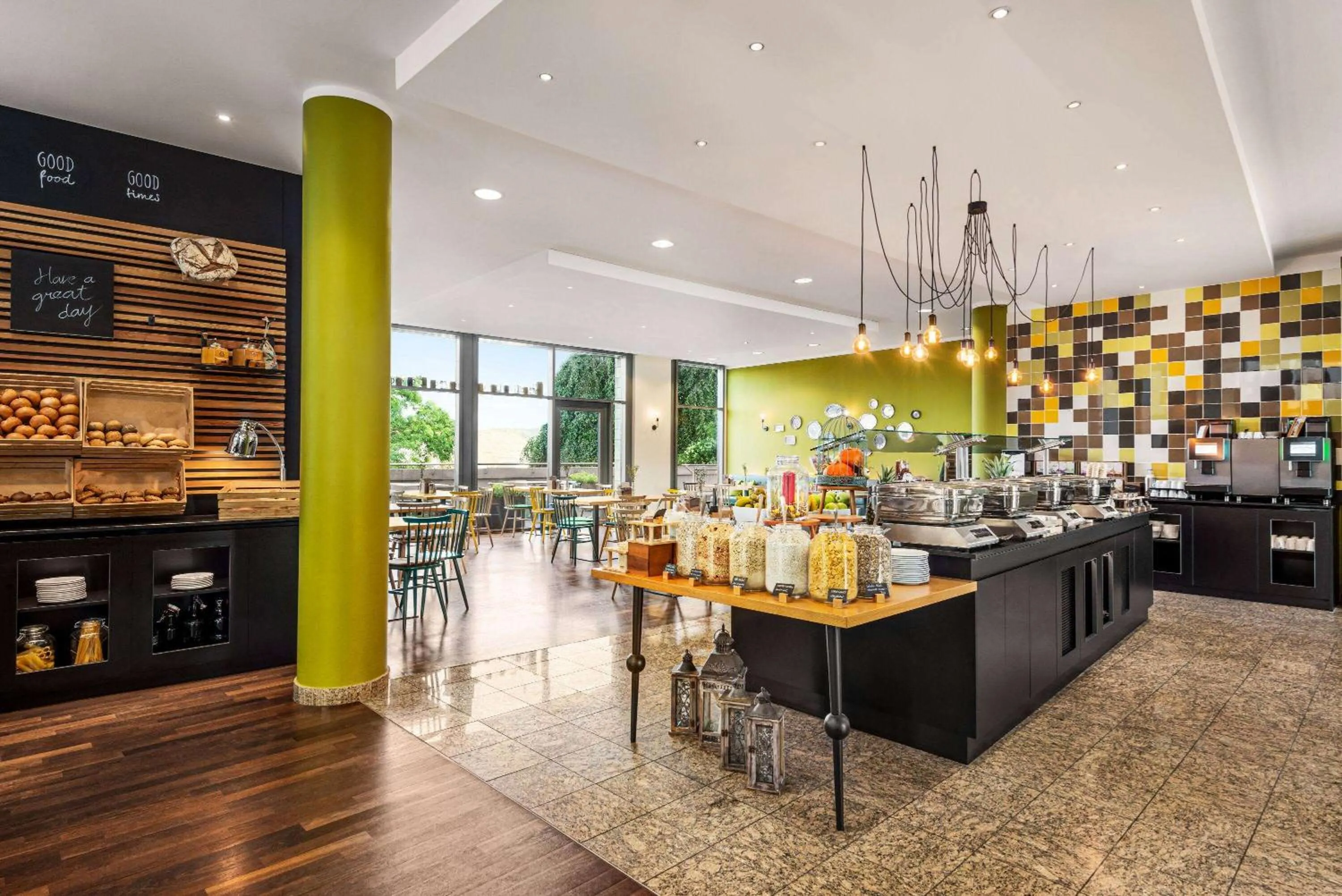 Restaurant/places to eat in Vienna House Easy by Wyndham Wuppertal