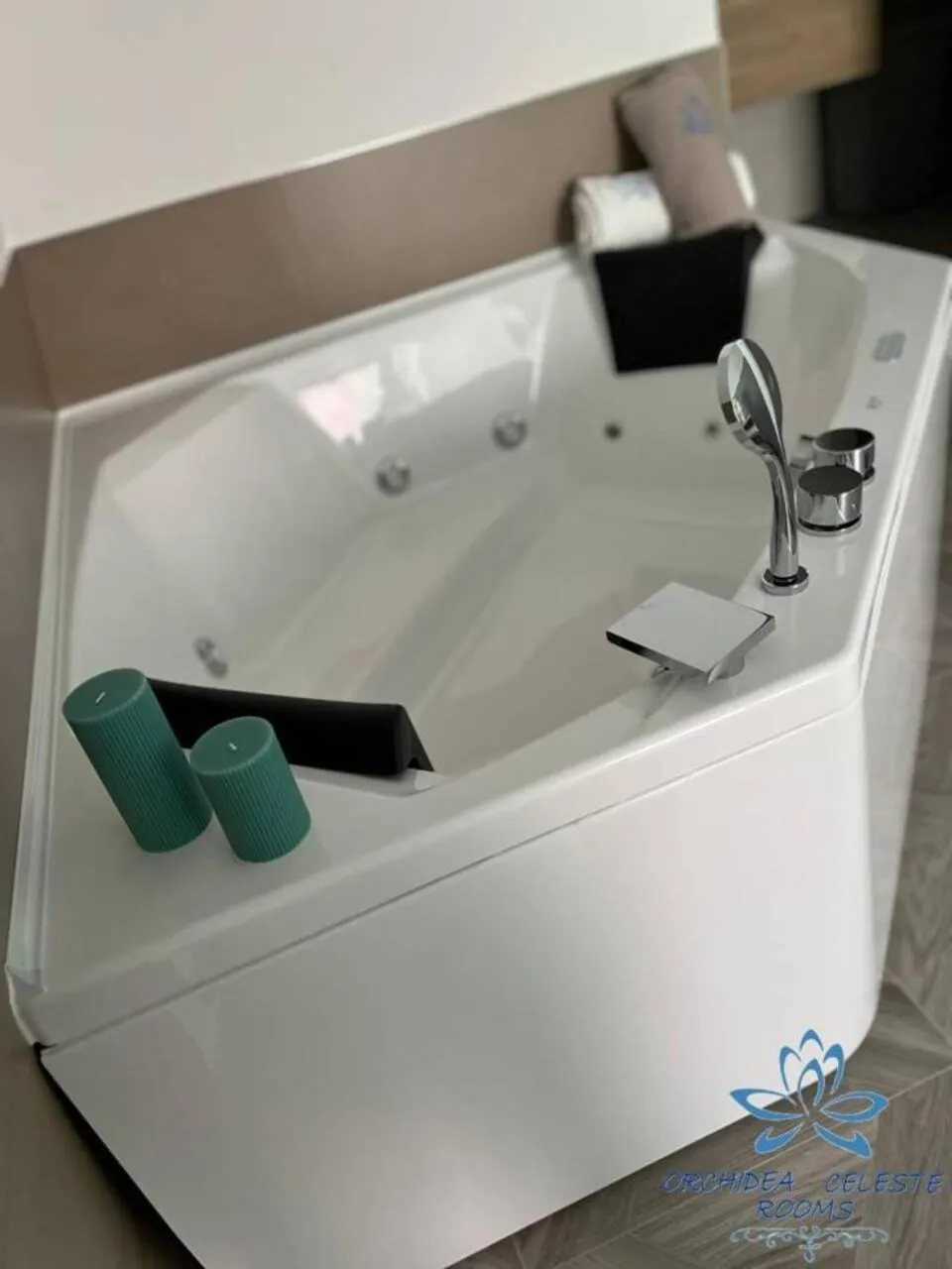 Hot Tub in B&B Orchidea Celeste