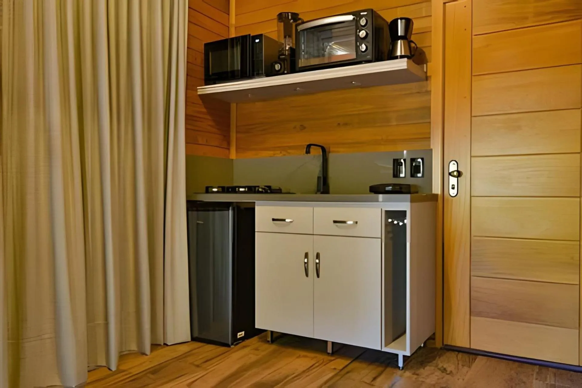 Kitchen or kitchenette in Stillo Gramado Linha Bonita