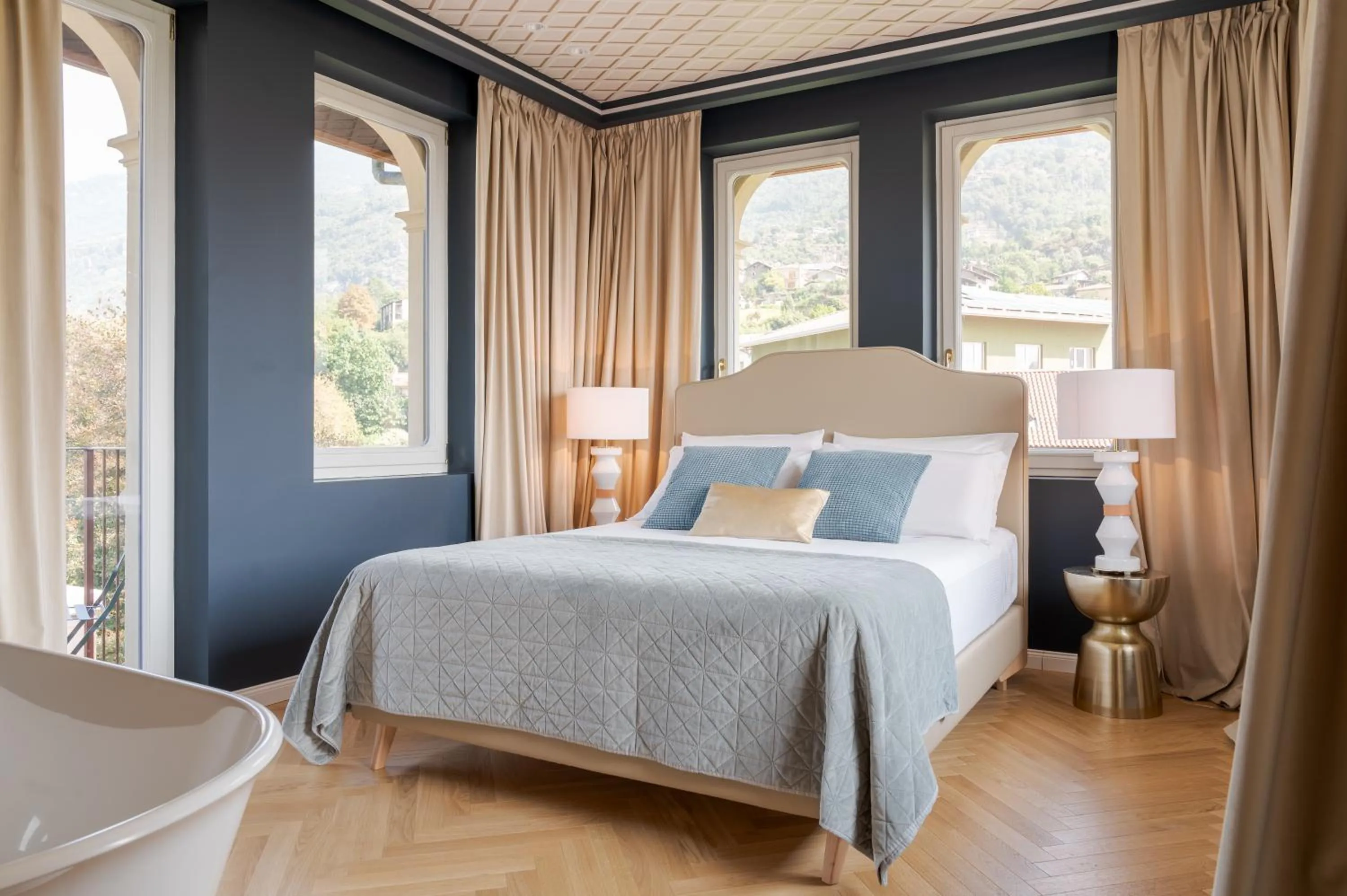 Bedroom, Bed in Villa Sardino