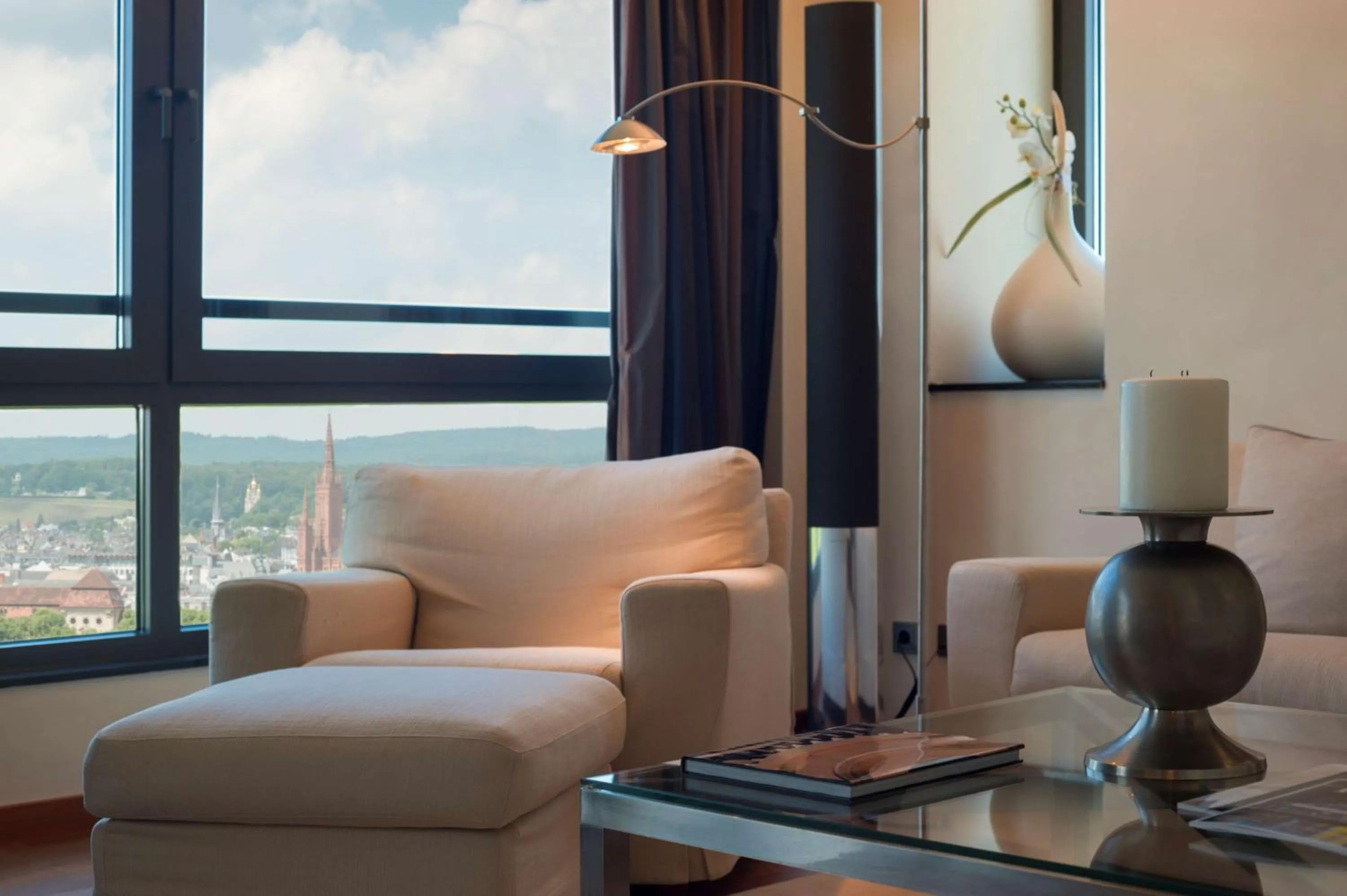 Seating area in Dorint Pallas Wiesbaden