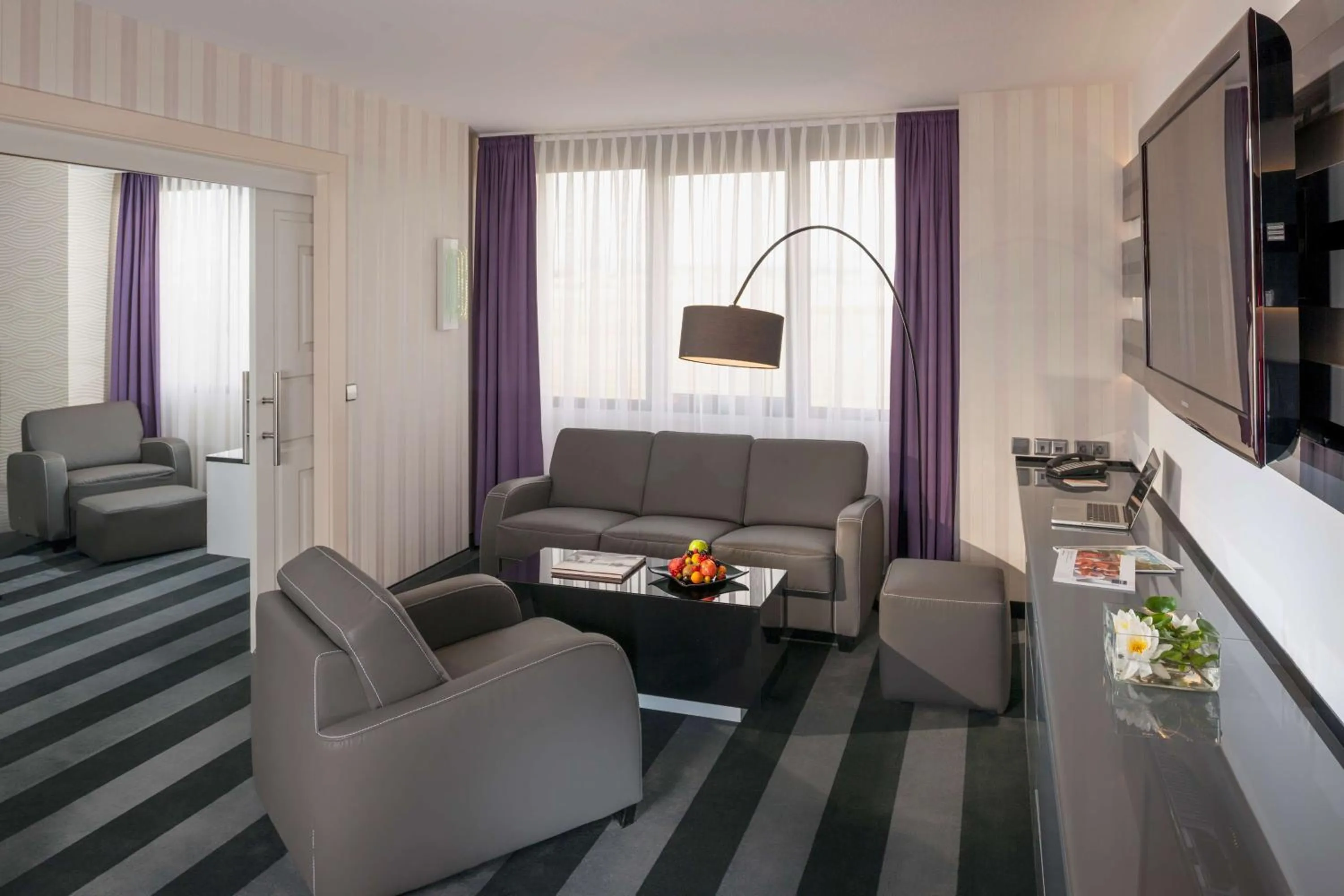 Photo of the whole room in Dorint Main Taunus Zentrum Frankfurt Sulzbach