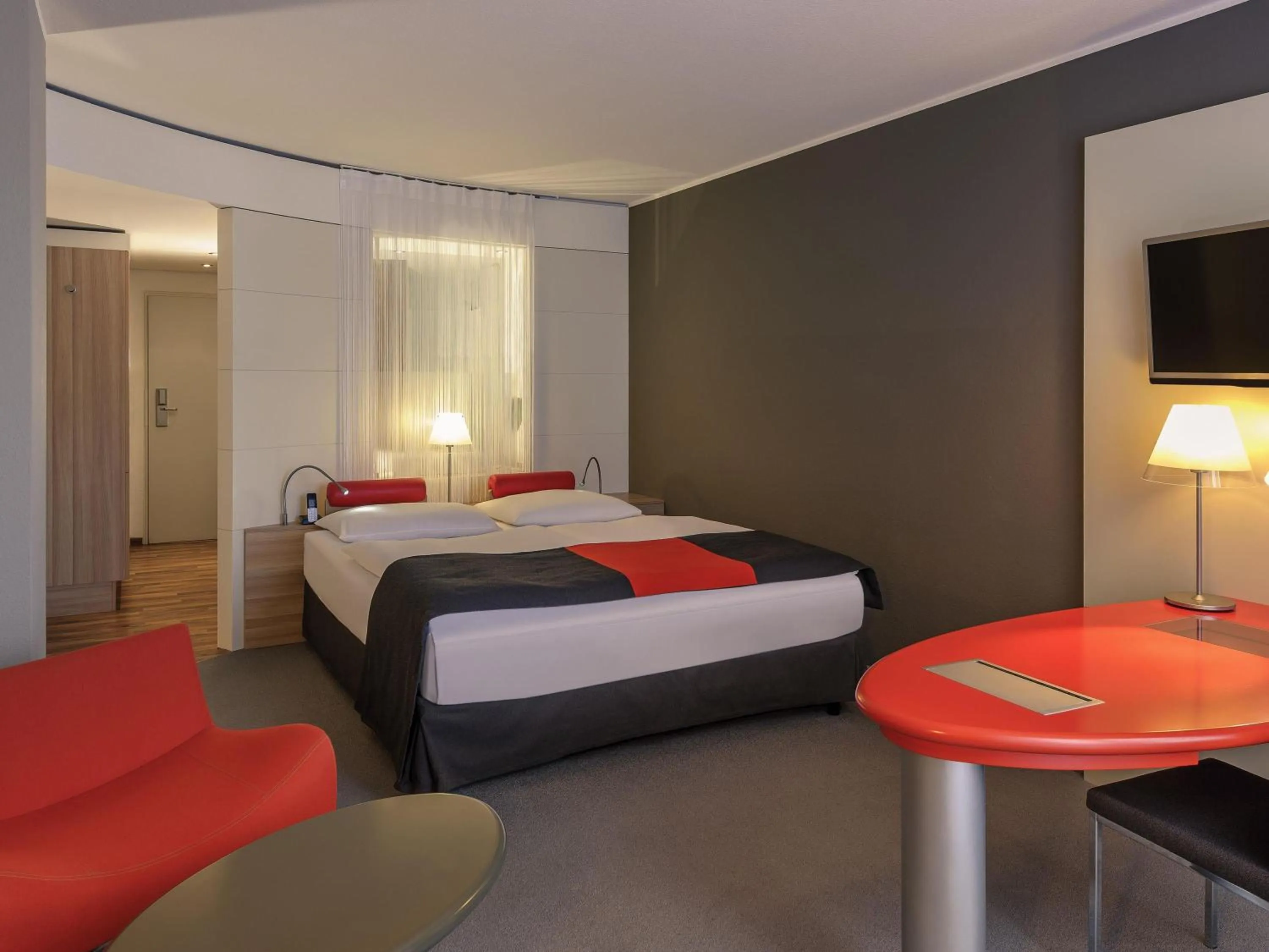 Bedroom, Bed in Mercure Residenz Frankfurt Messe