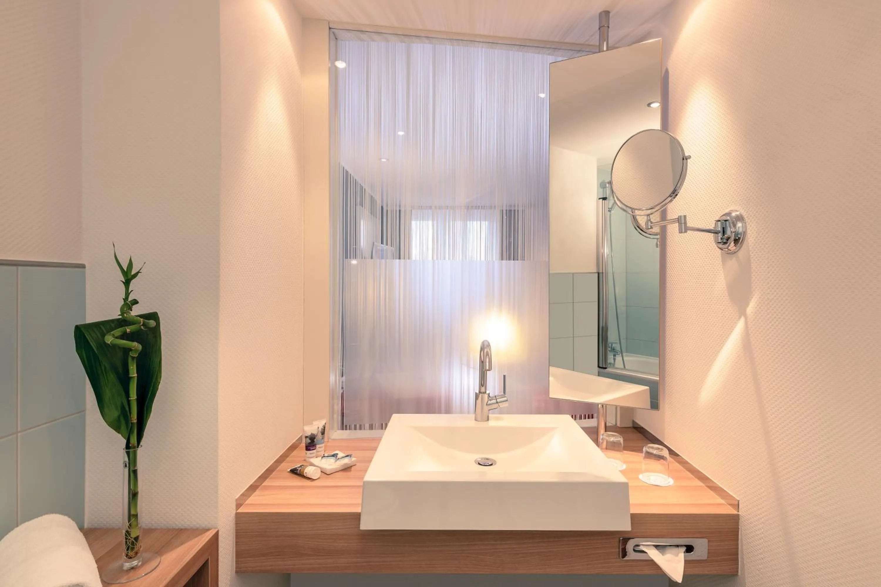 Bathroom in Mercure Residenz Frankfurt Messe