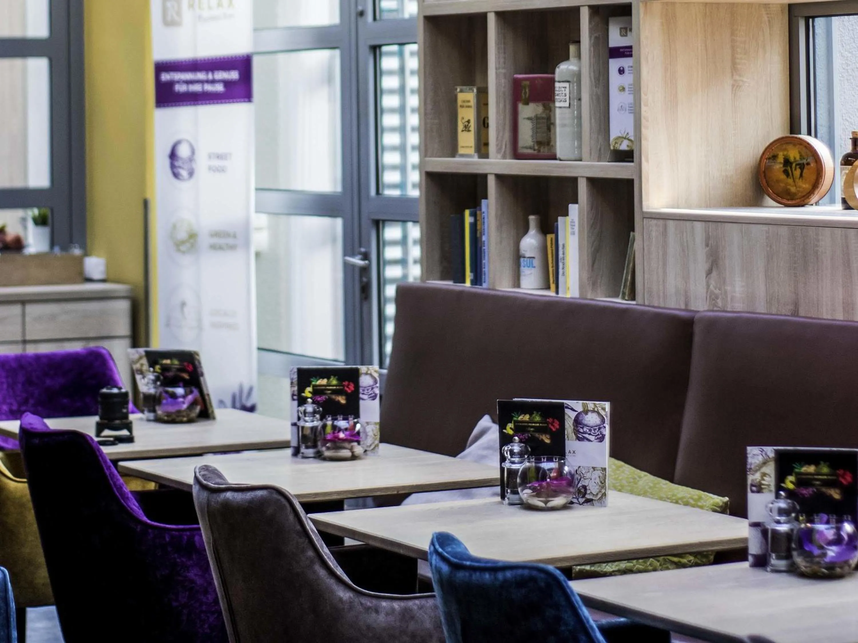 Restaurant/places to eat in Mercure Residenz Frankfurt Messe