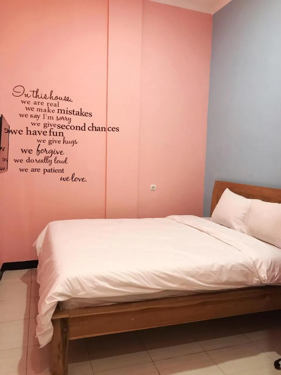 Bedroom, Bed in RoomZ Budget Residence