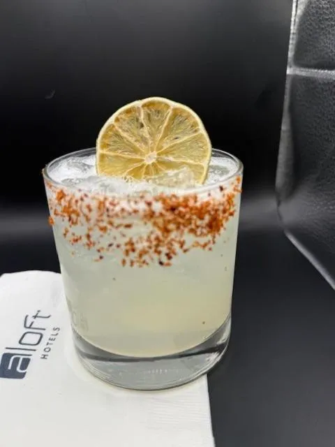 Drinks in Aloft Miami Brickell