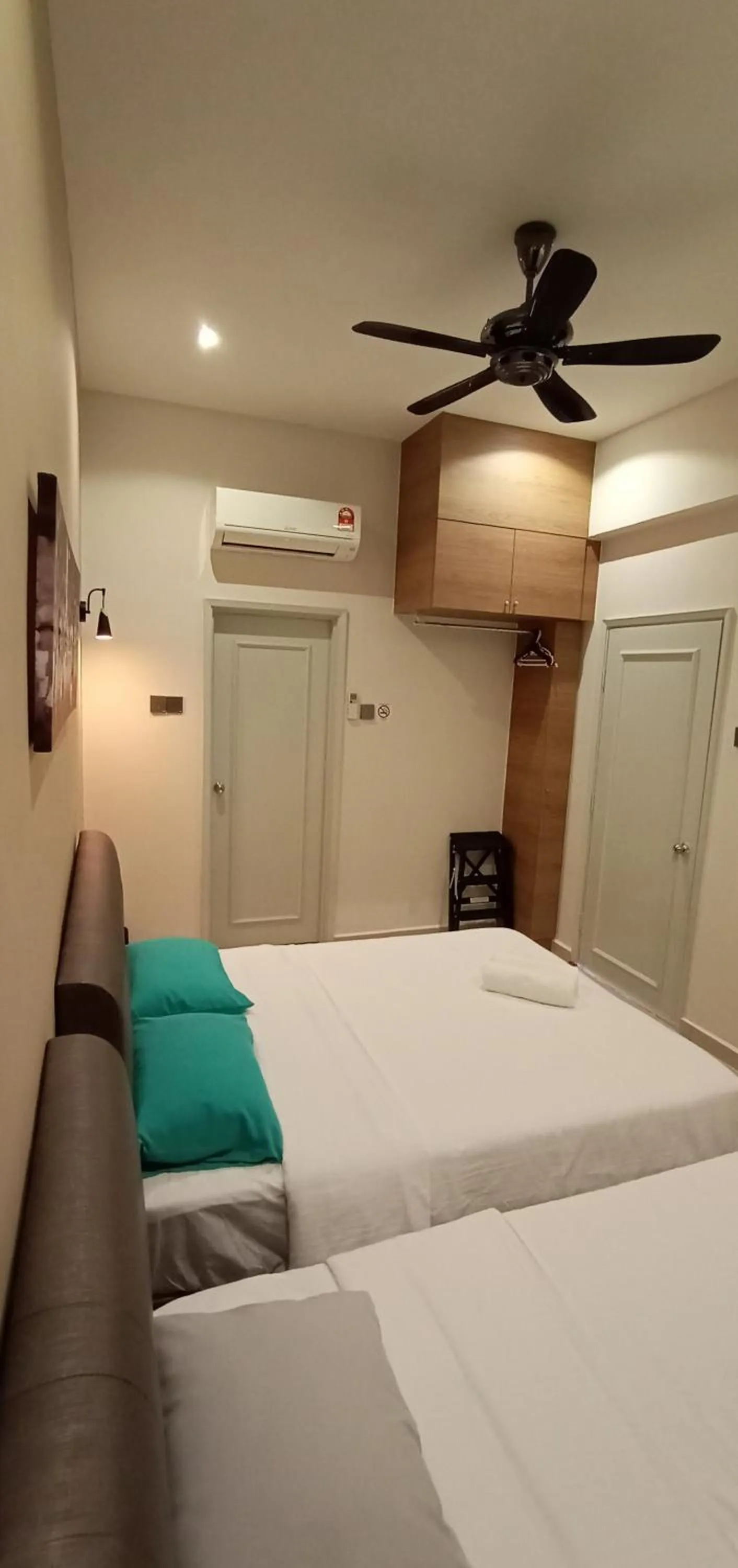 Bed in Austin Mahkota