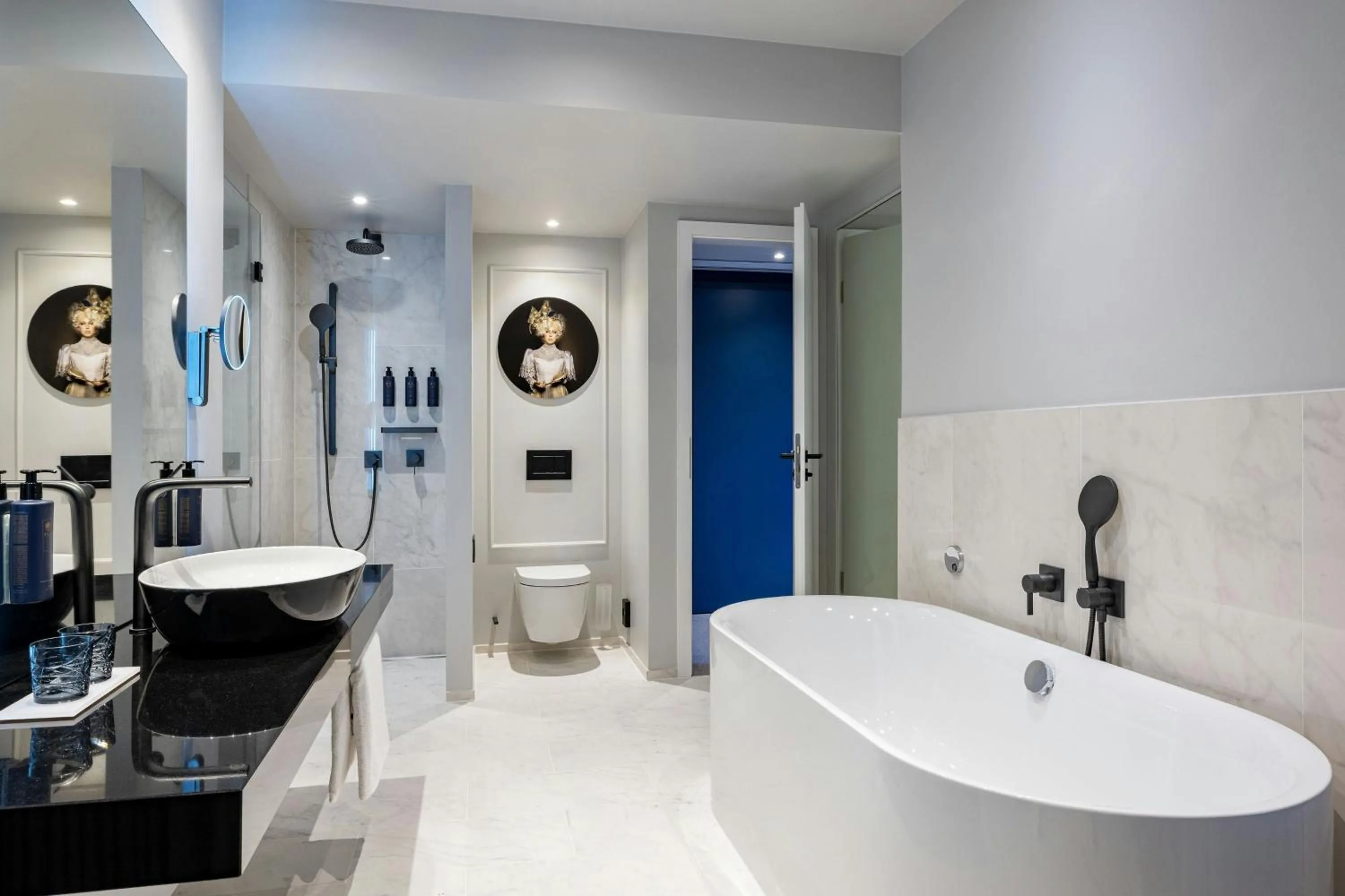 Bathroom in Hotel Luc, Autograph Collection