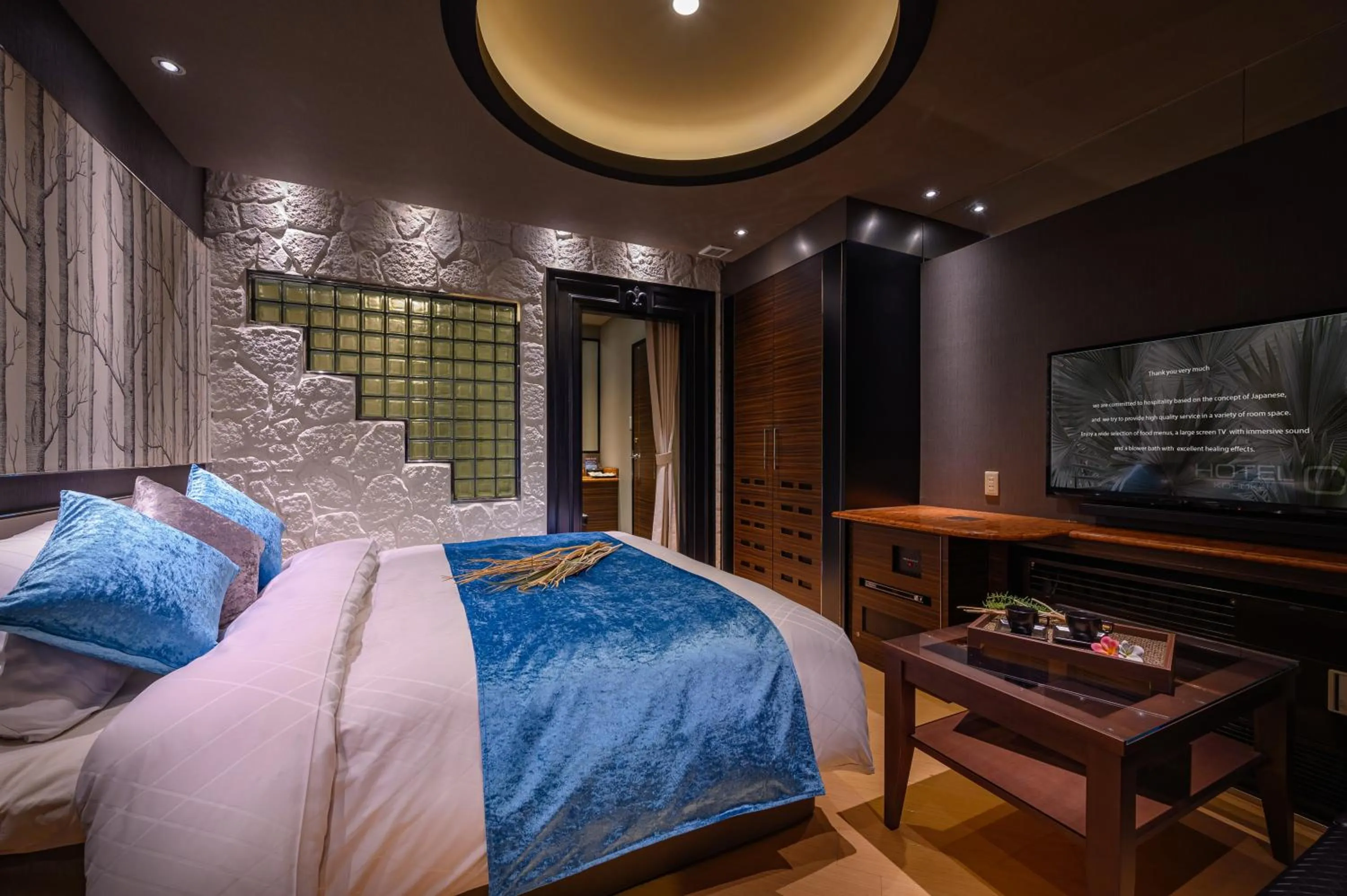 Bed in HOTEL C.KOHOKU