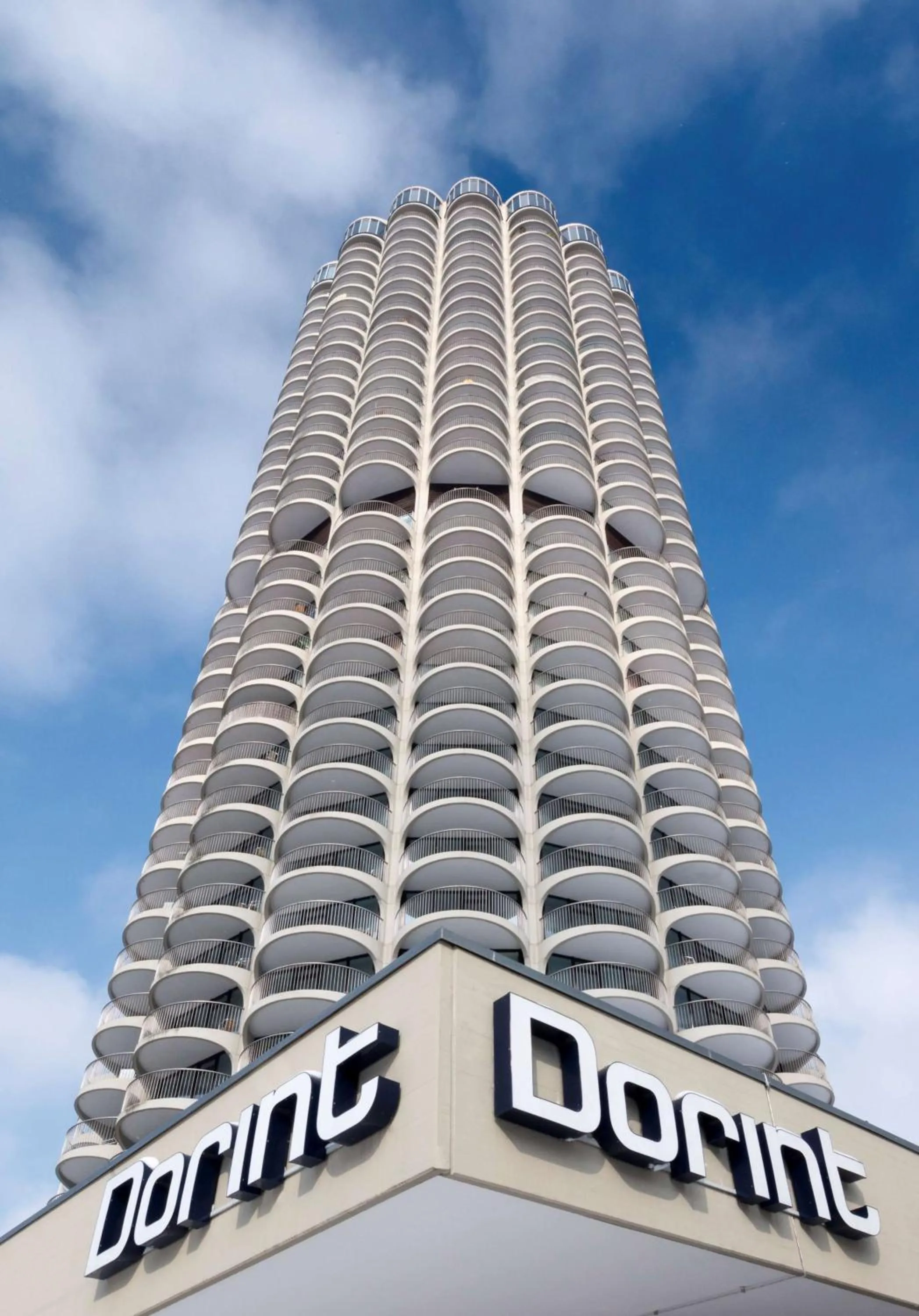 Property building in Dorint An der Kongresshalle Augsburg