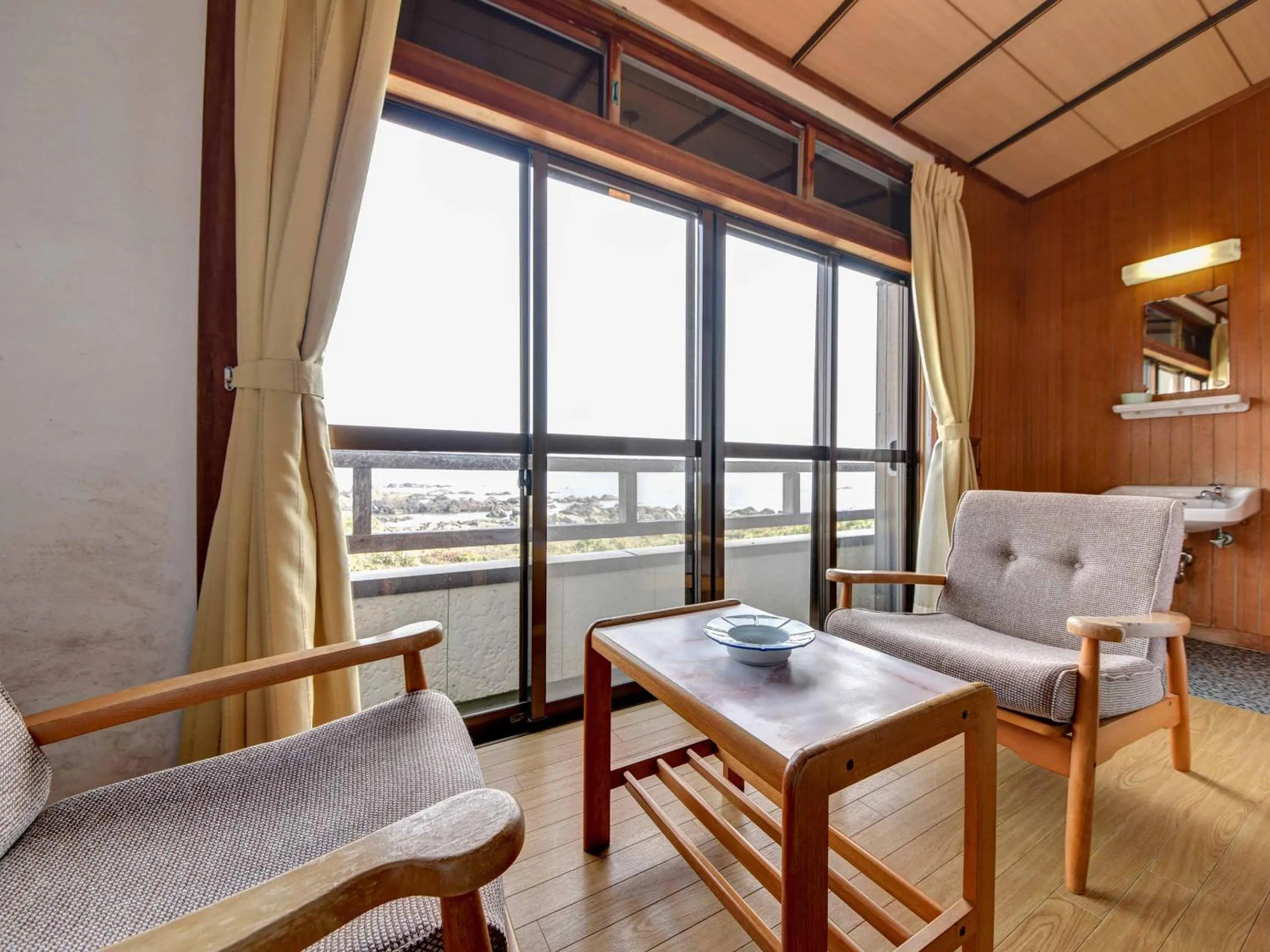 Photo of the whole room in Misaki Kanko Hotel