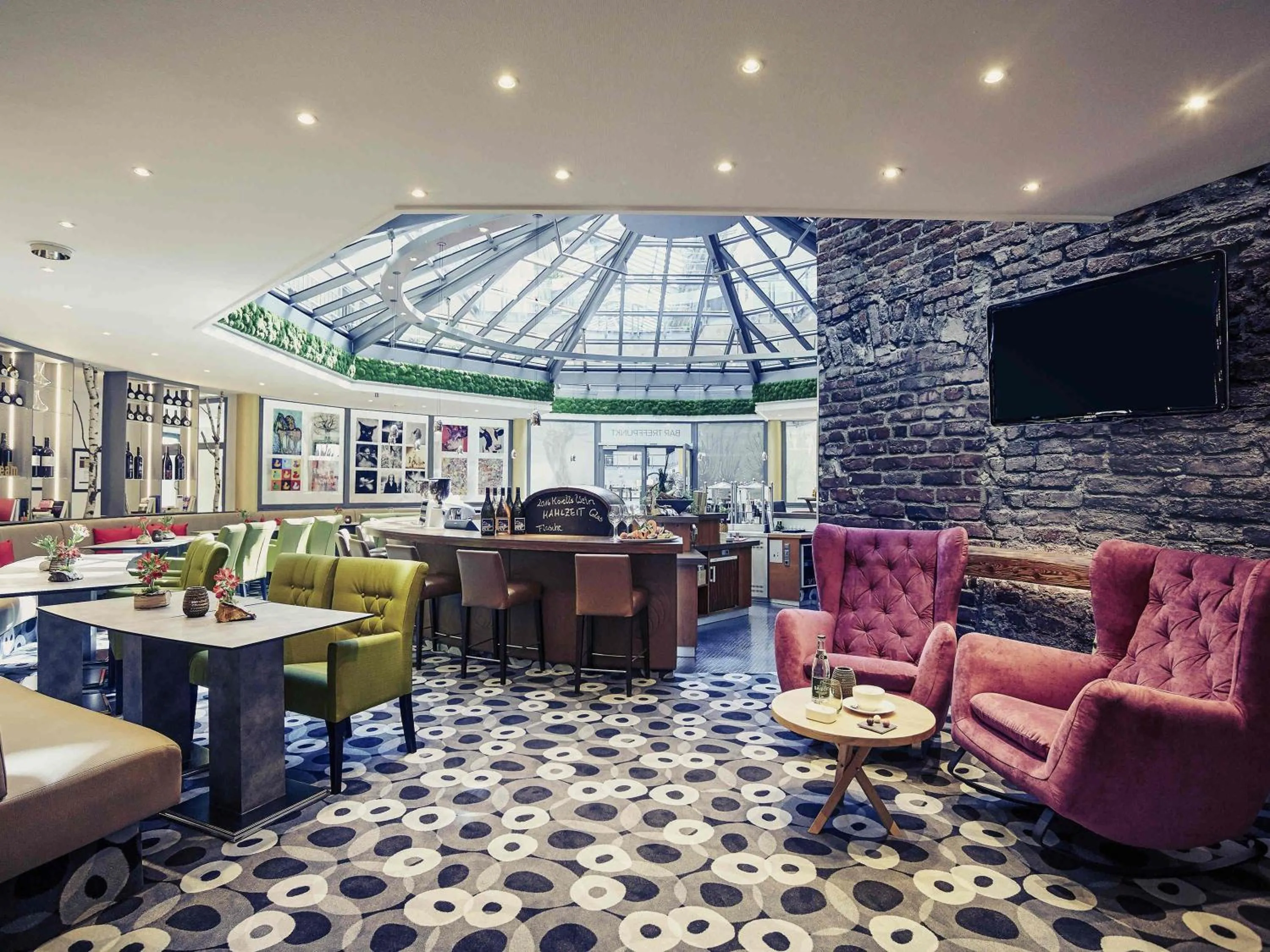 Lounge or bar in Mercure Tagungs- & Landhotel Krefeld