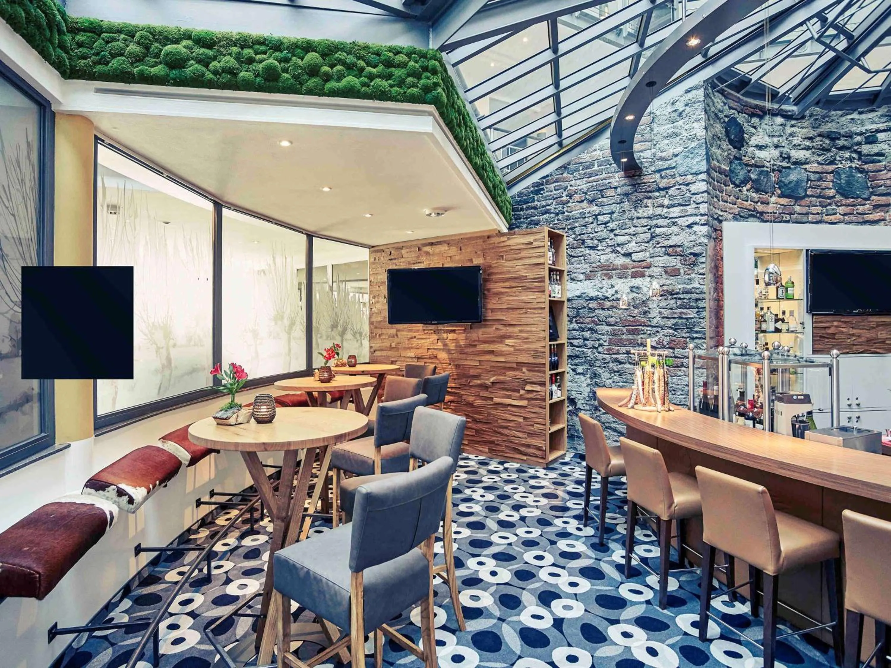 Lounge or bar in Mercure Tagungs- & Landhotel Krefeld