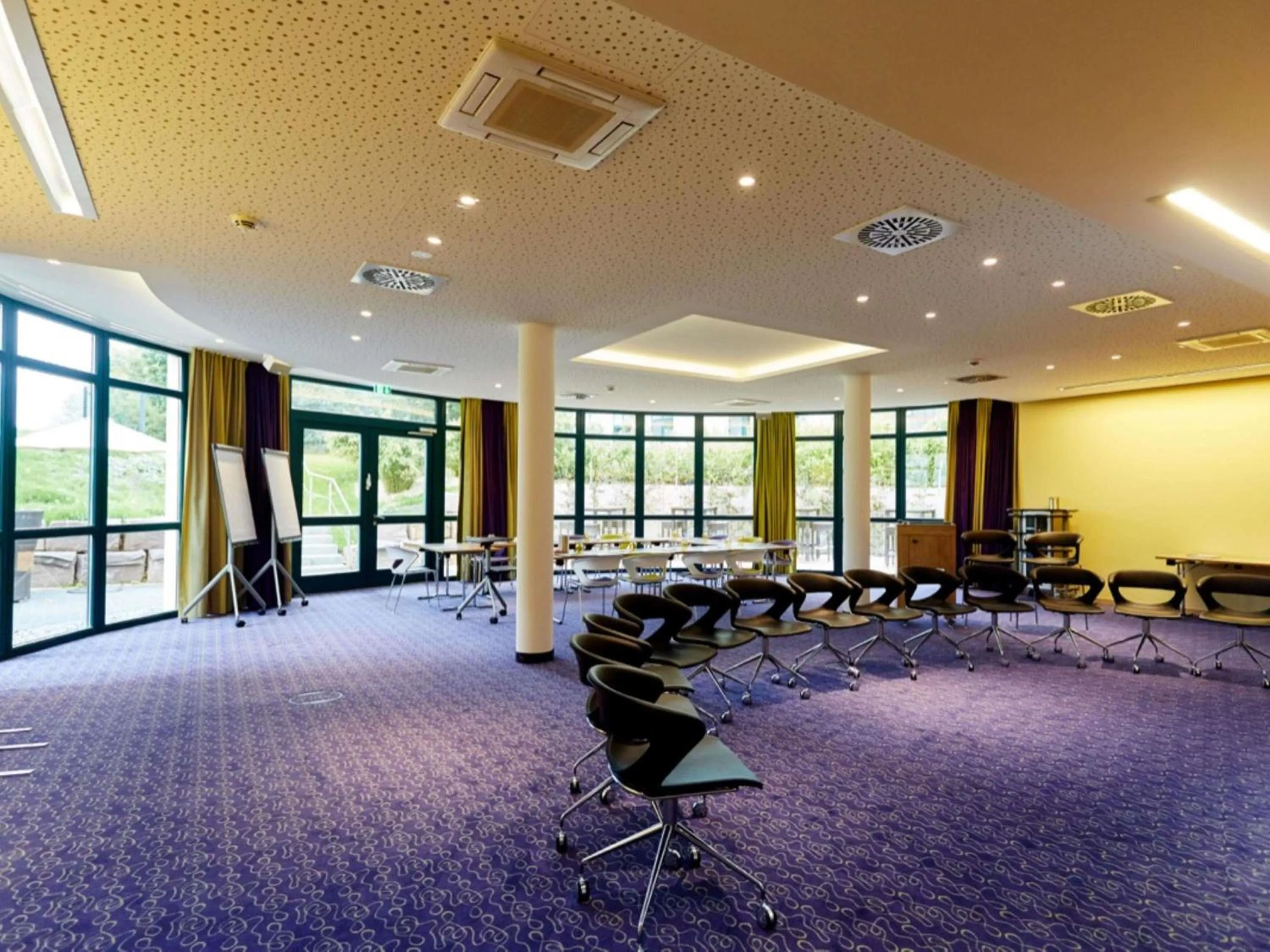 Meeting/conference room in Mercure Tagungs- & Landhotel Krefeld