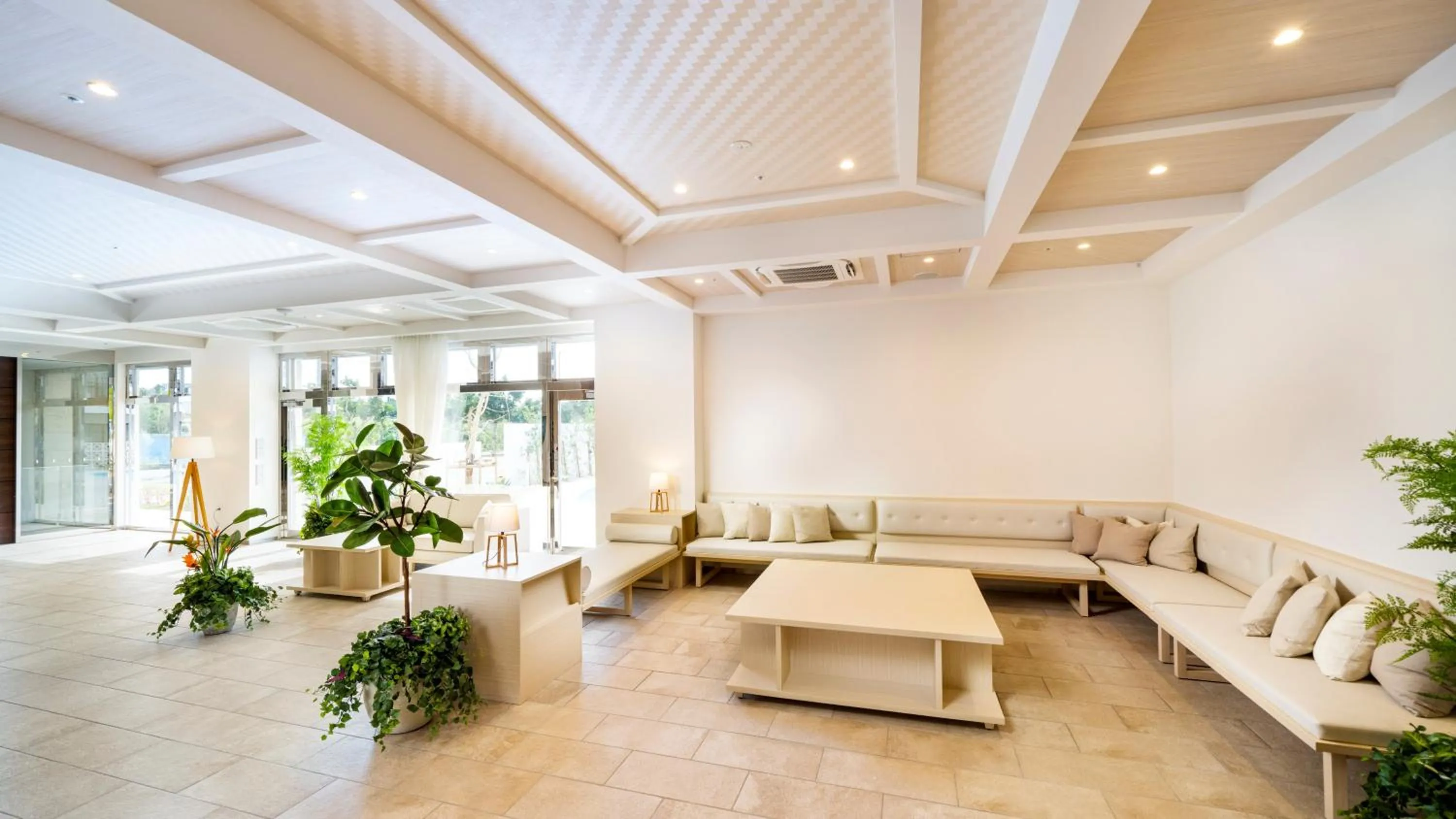 Lobby or reception in Hotel Torifito Miyakojima Resort