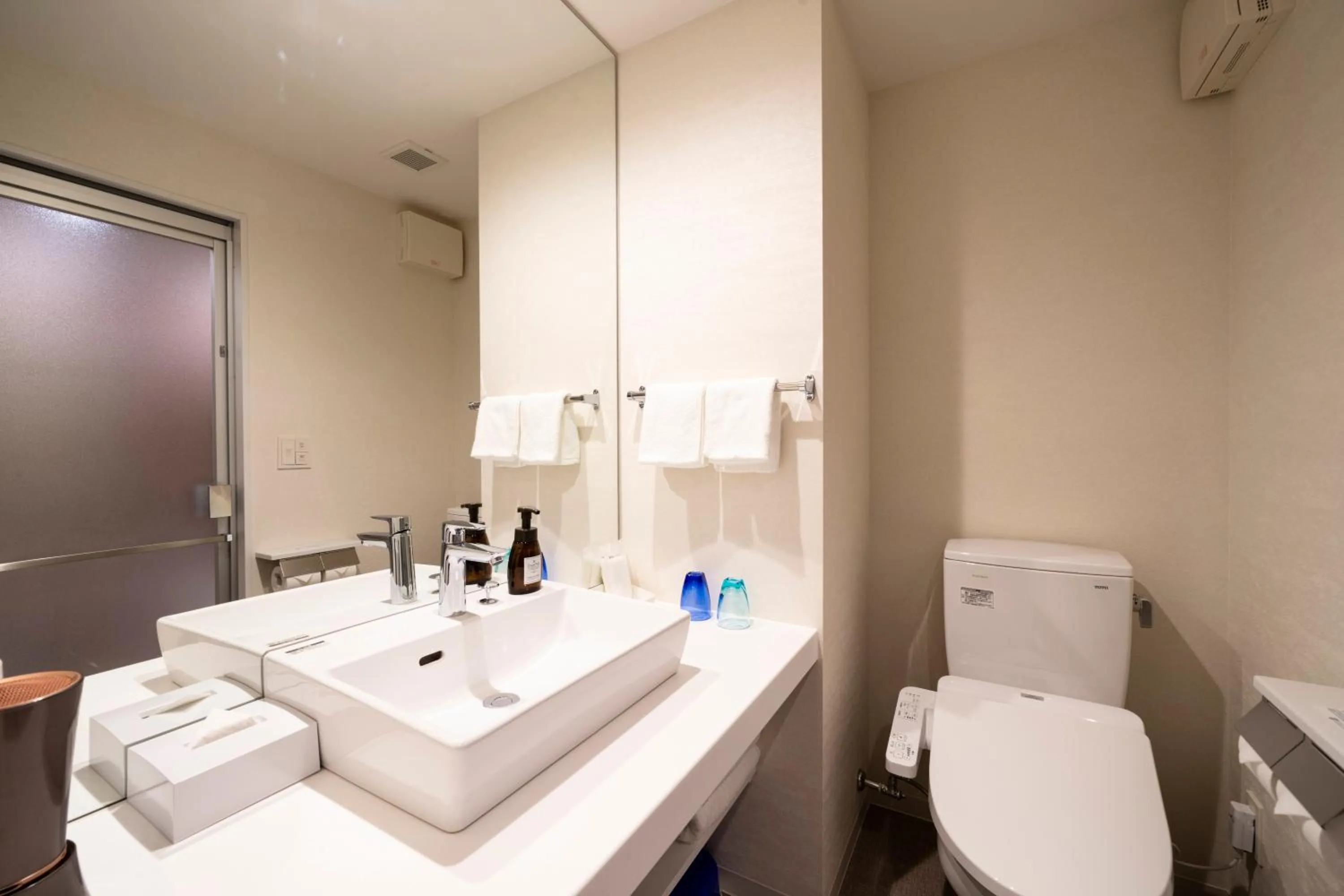 Toilet in Hotel Torifito Miyakojima Resort